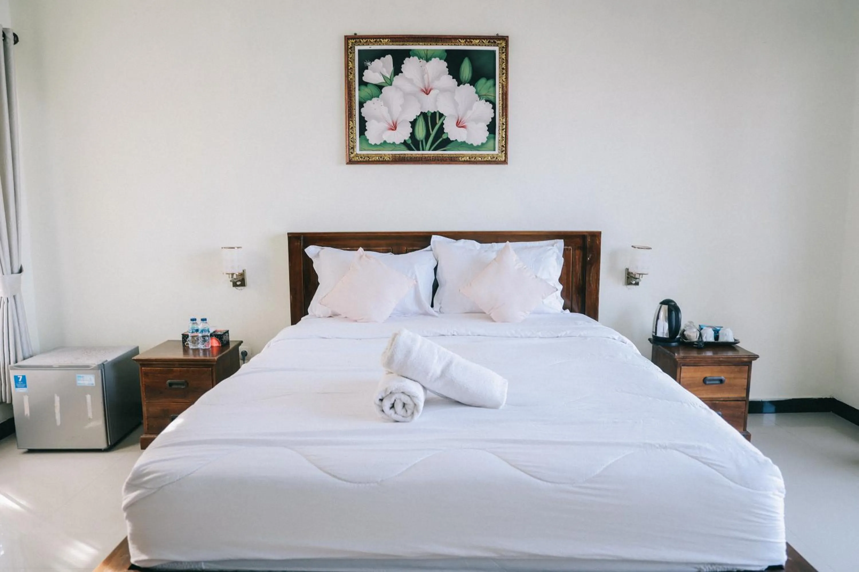 Bed in Cave Beach Bungalow