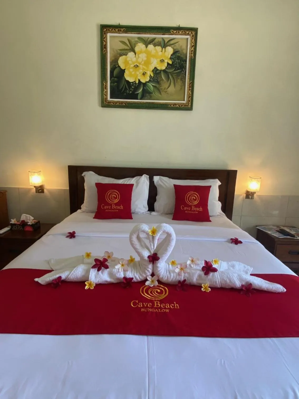 Bed in Cave Beach Bungalow