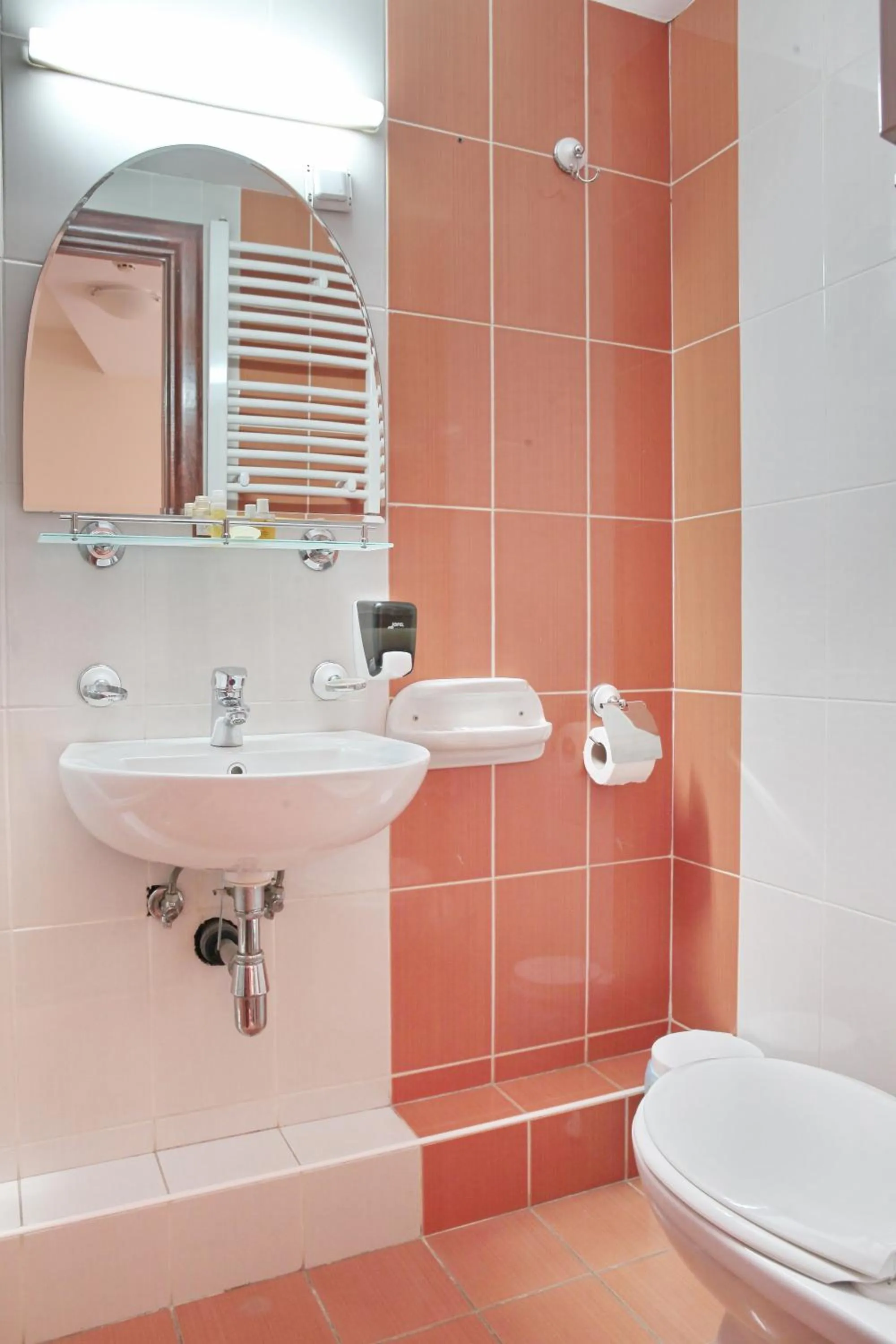 Family Room in Happy Star Club