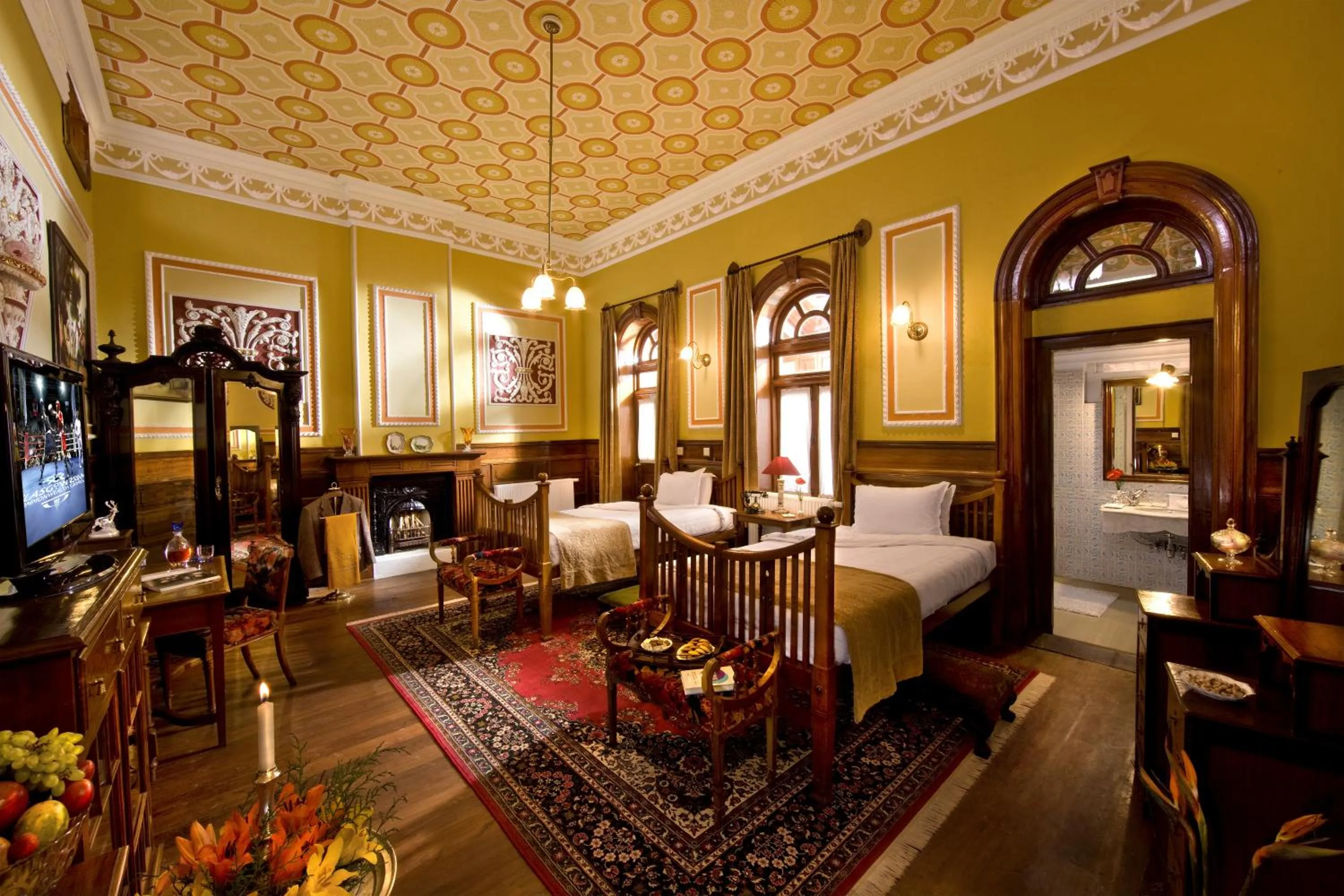 Bed in WelcomHeritage Fernhills Royal Palace