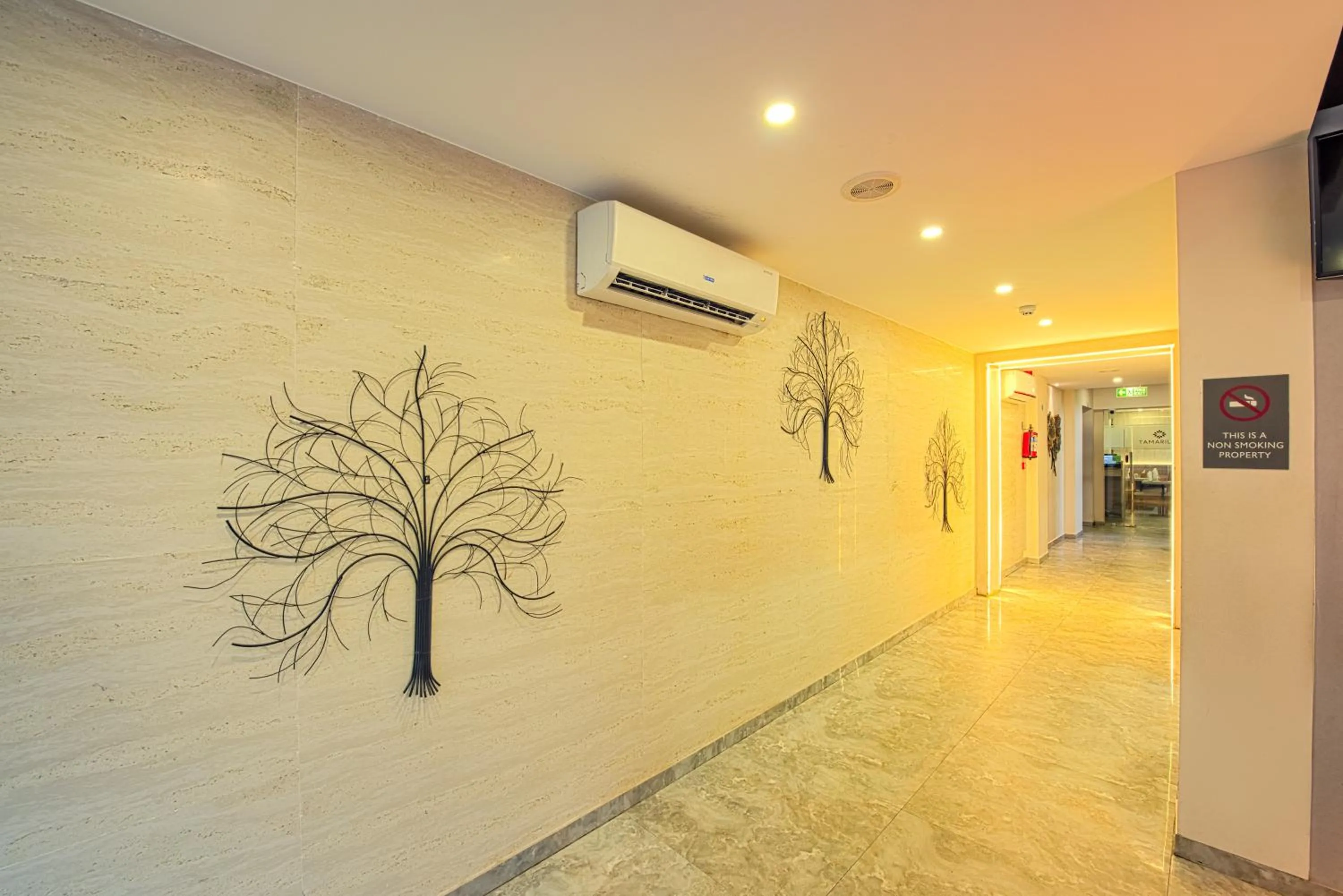 Lobby or reception in Floressa Randa Business Hotel