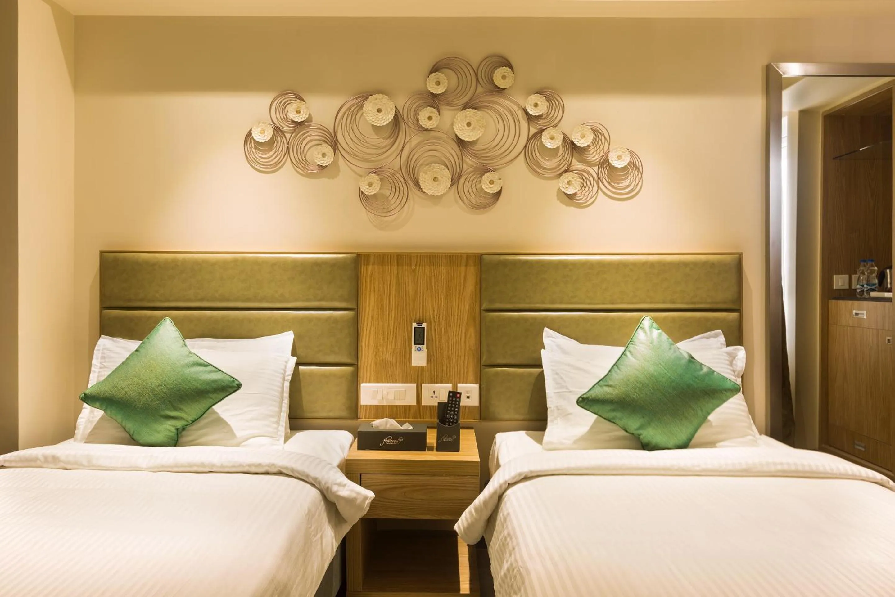 Bed in Floressa Randa Business Hotel