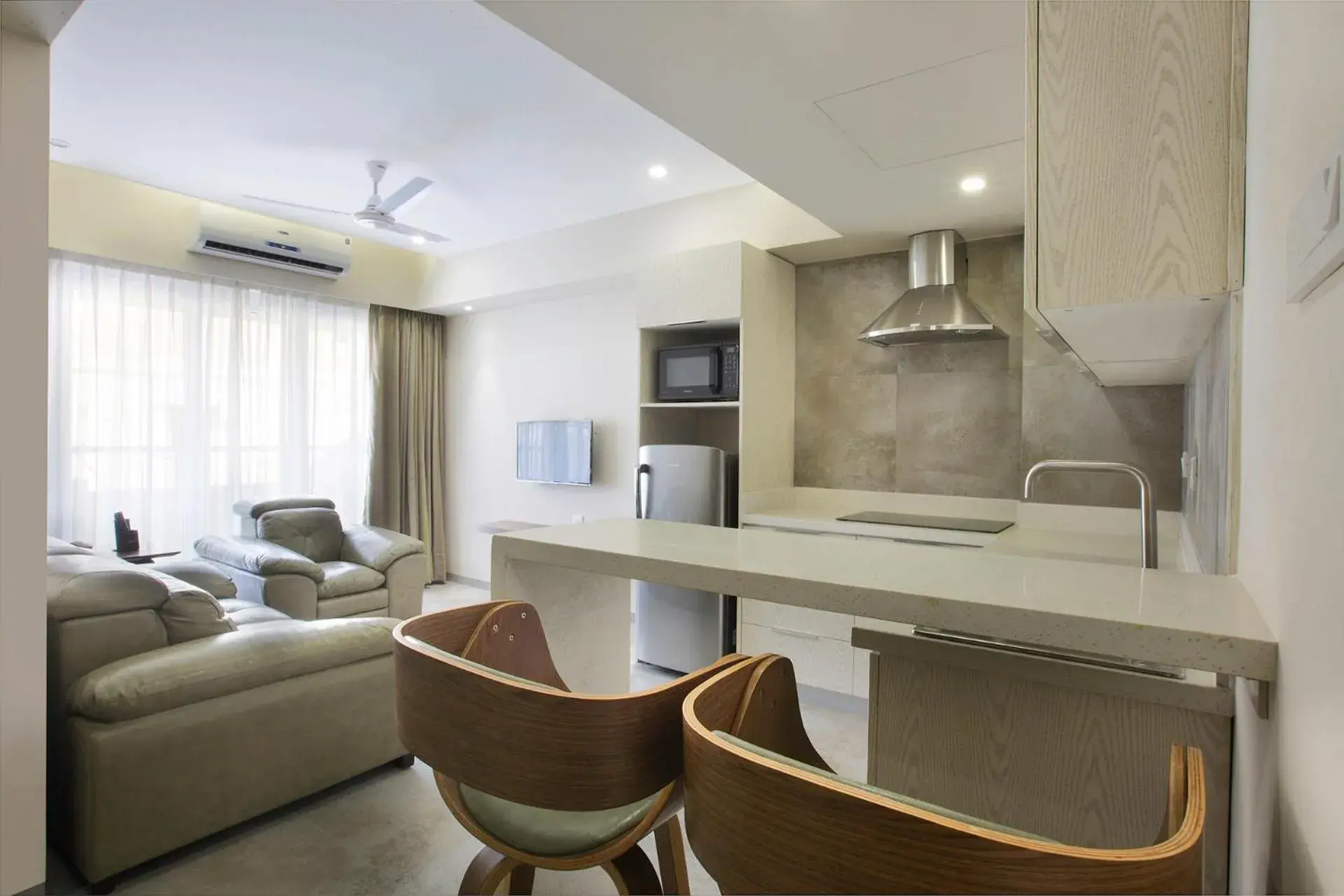 King Suite in Floressa Randa, Porur King Suite in Floressa Randa, Porur