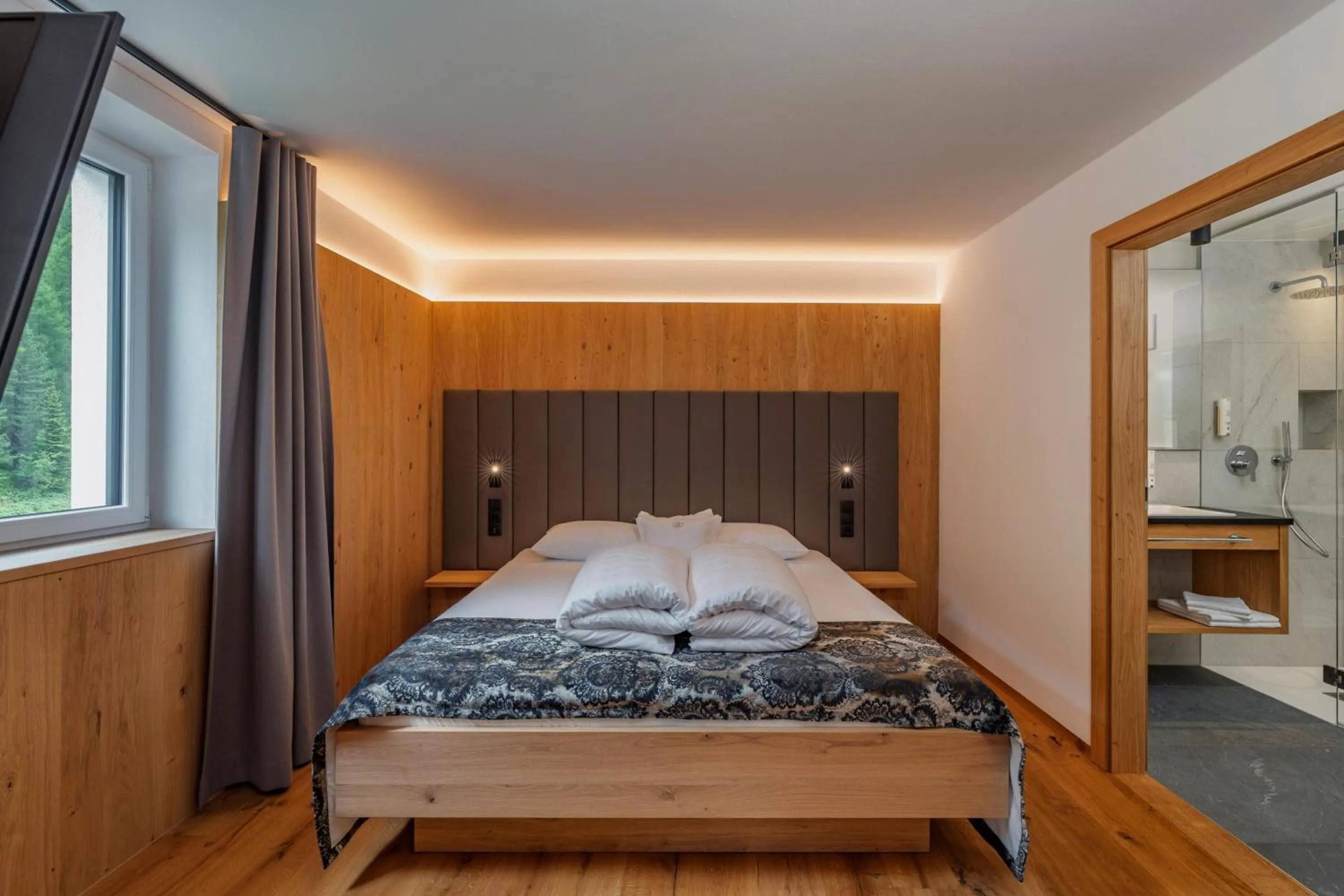 Photo of the whole room, Bed in Hotel Eller