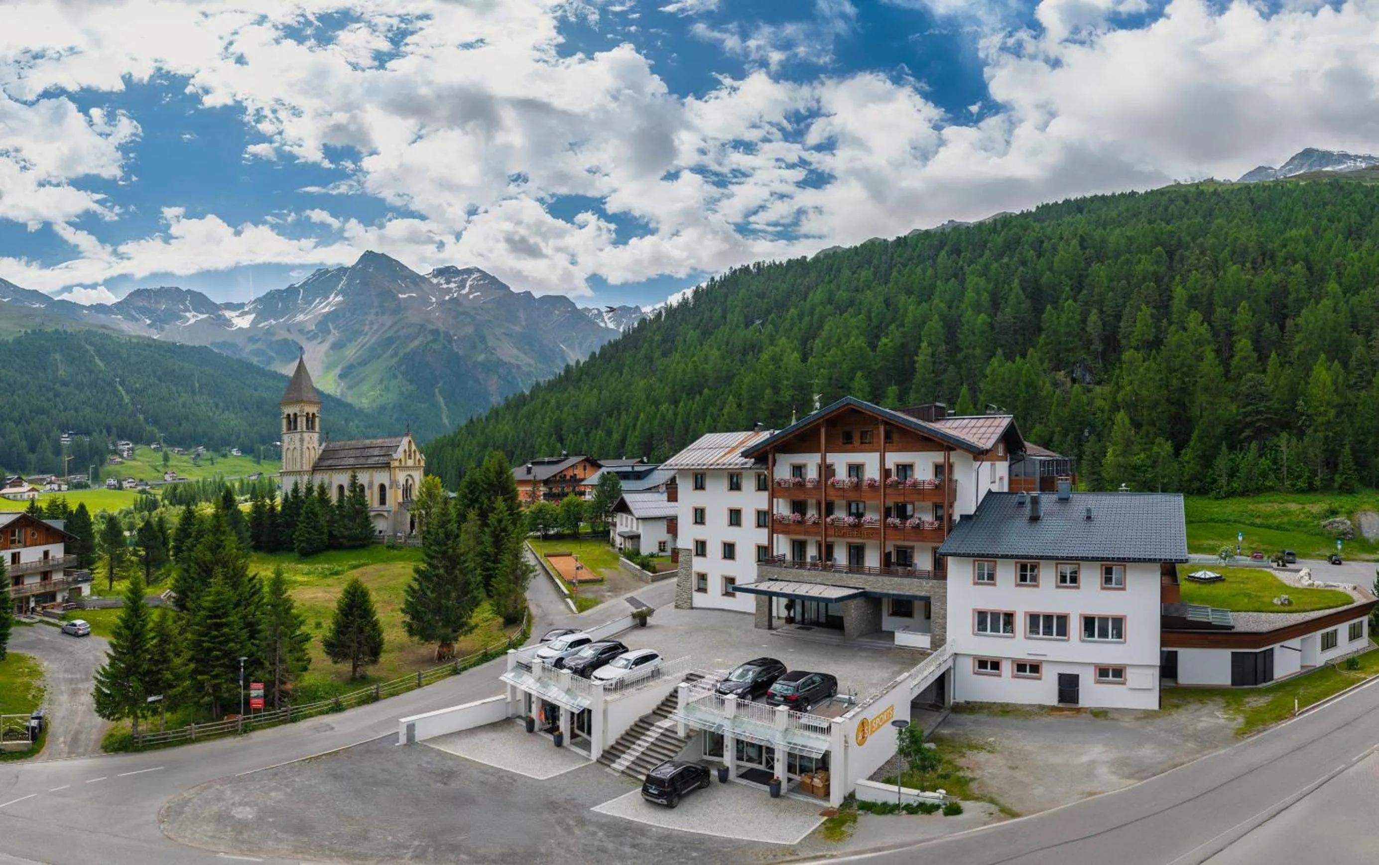 Property building in Hotel Eller