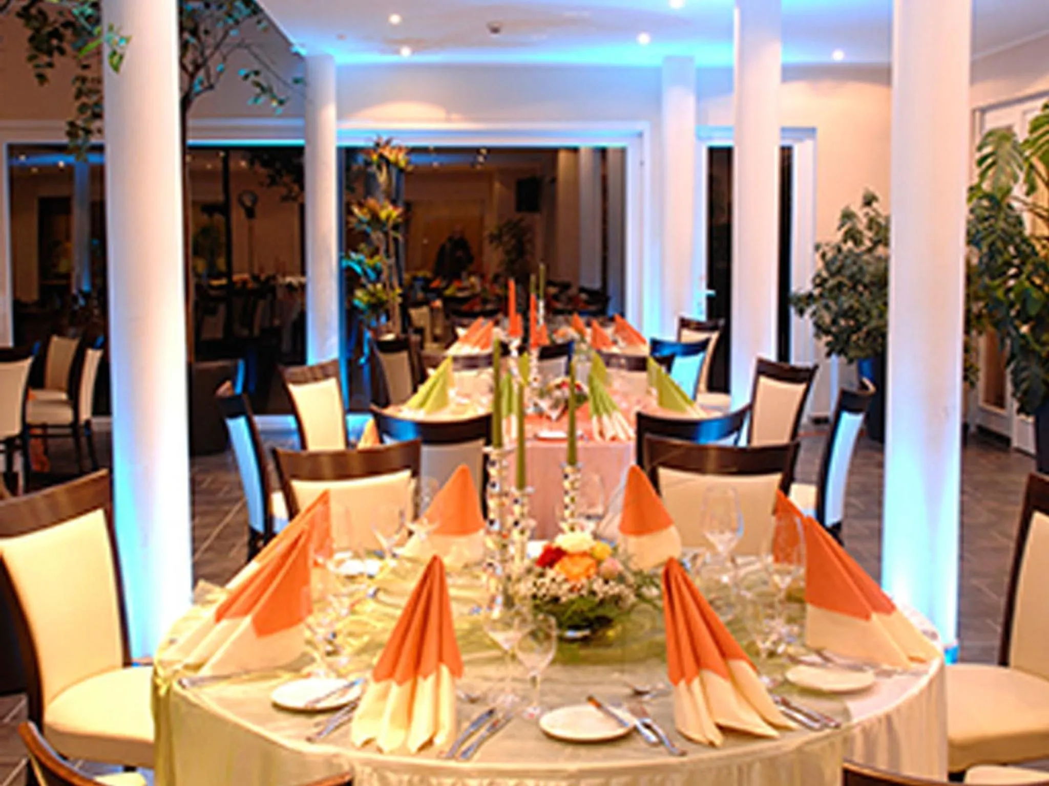 Restaurant/places to eat in Moselstern Parkhotel Krähennest