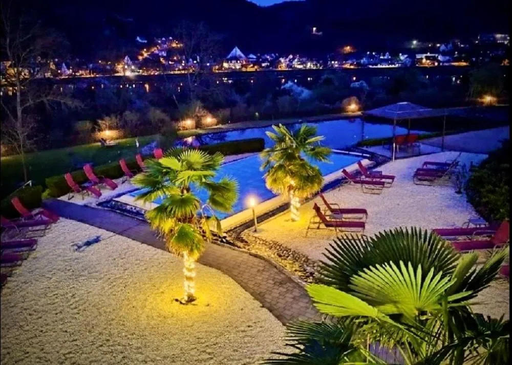 Property building in Moselstern Parkhotel Krähennest