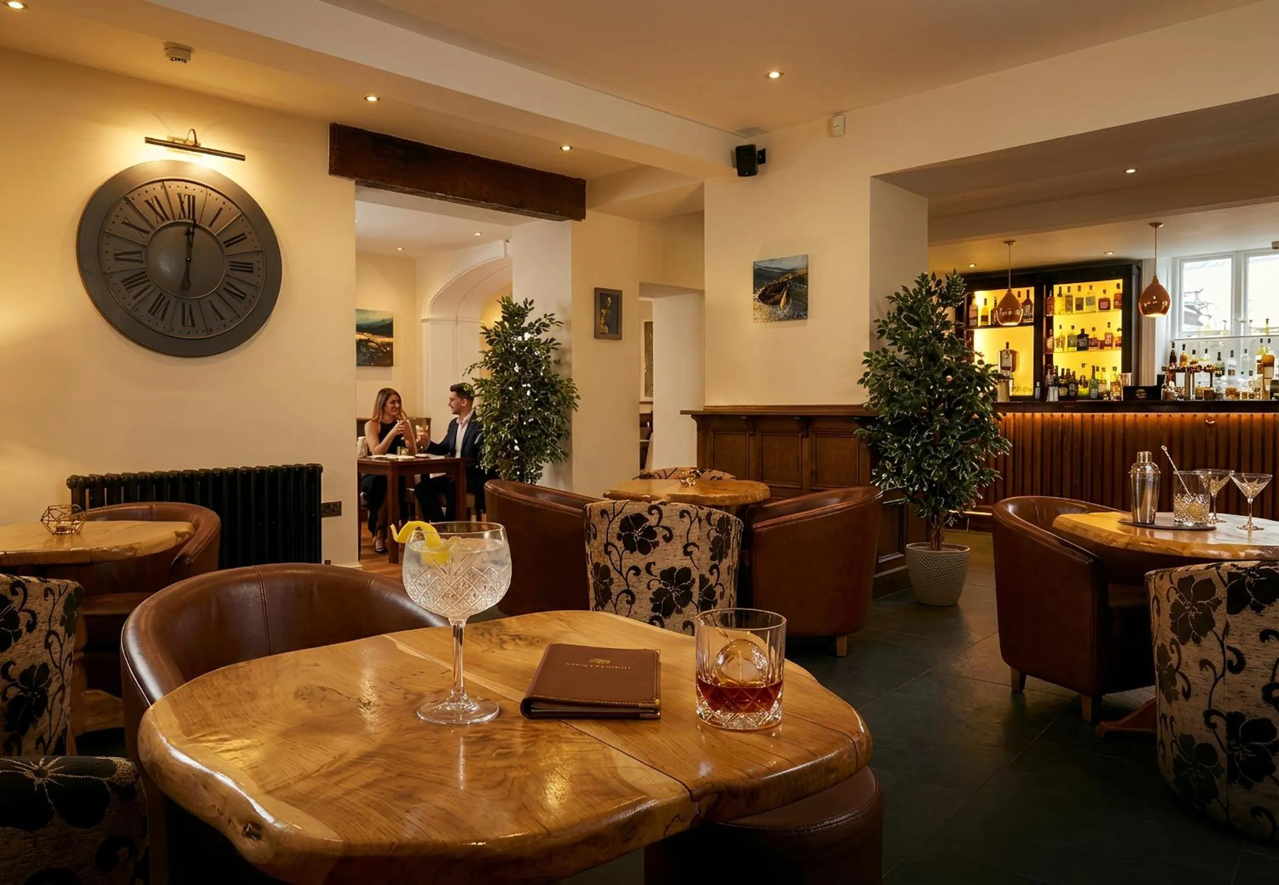 Lounge or bar in Aberdunant Hall Holiday Park
