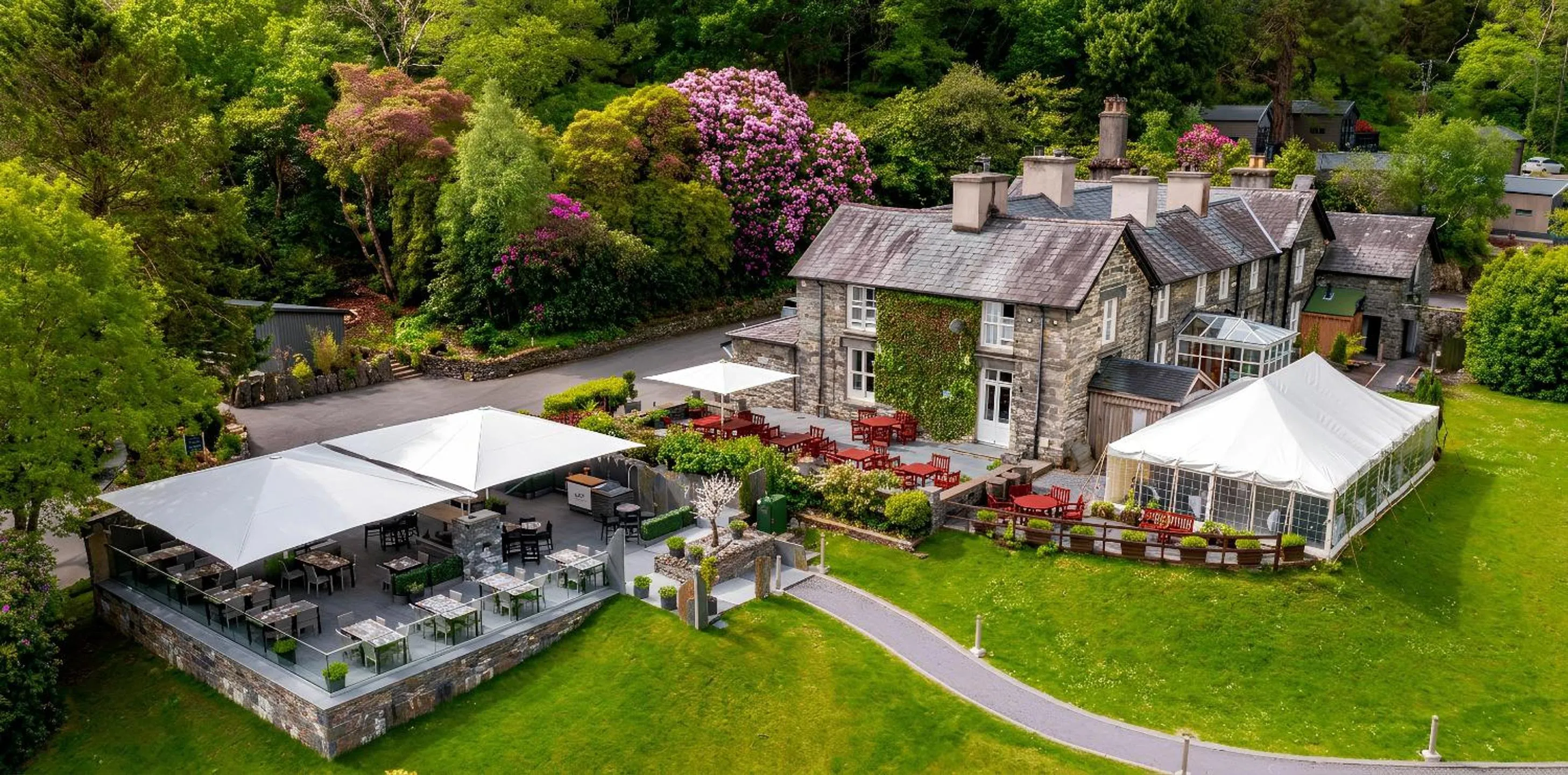 Property building in Aberdunant Hall Holiday Park