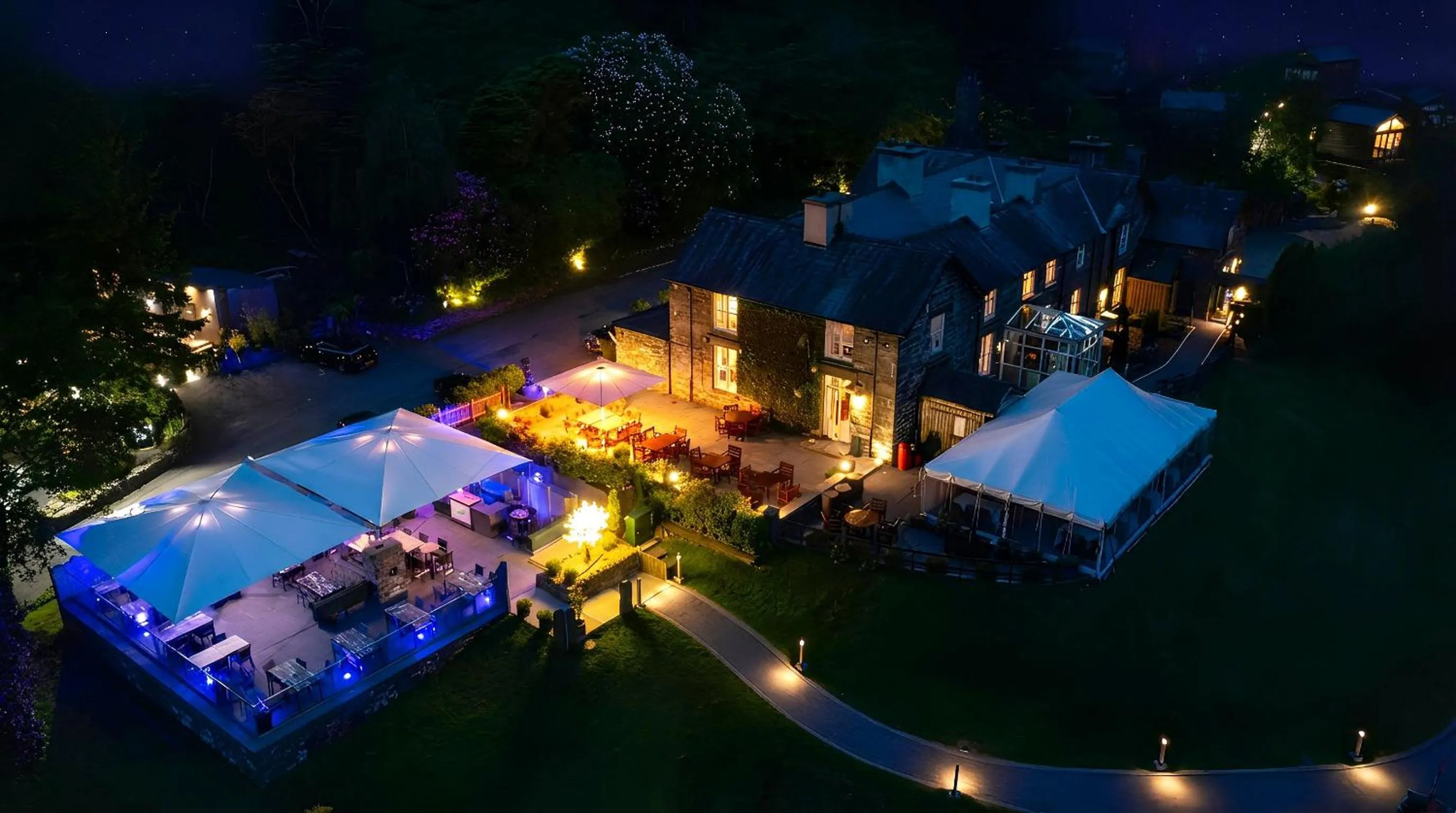Property building in Aberdunant Hall Holiday Park