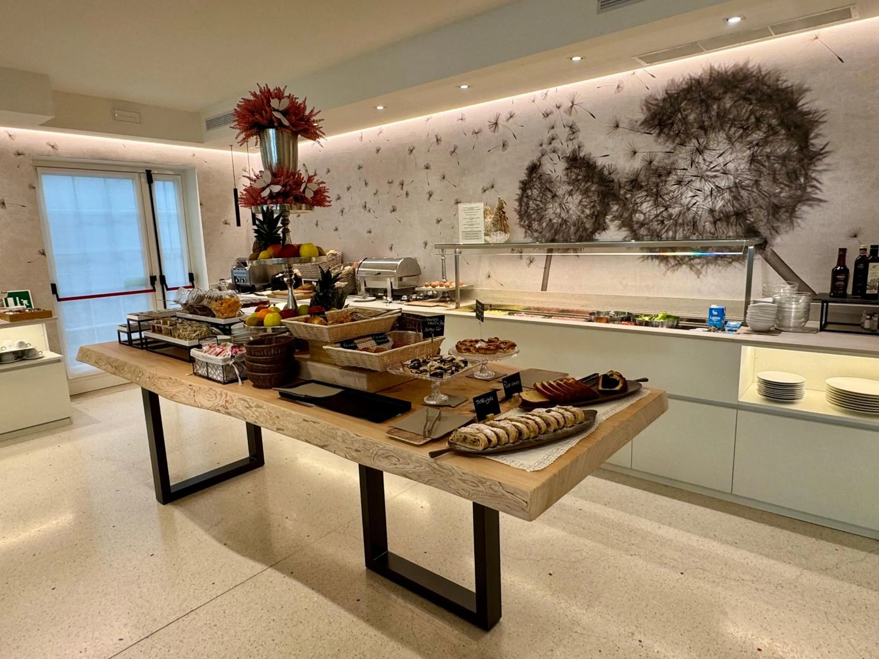 Breakfast in Hotel Castiglione