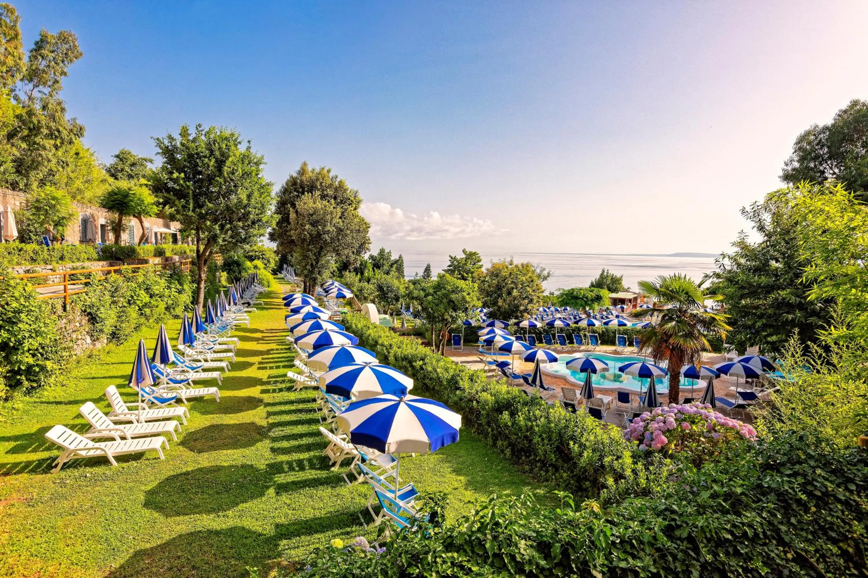Garden in Hotel Oasi Castiglione