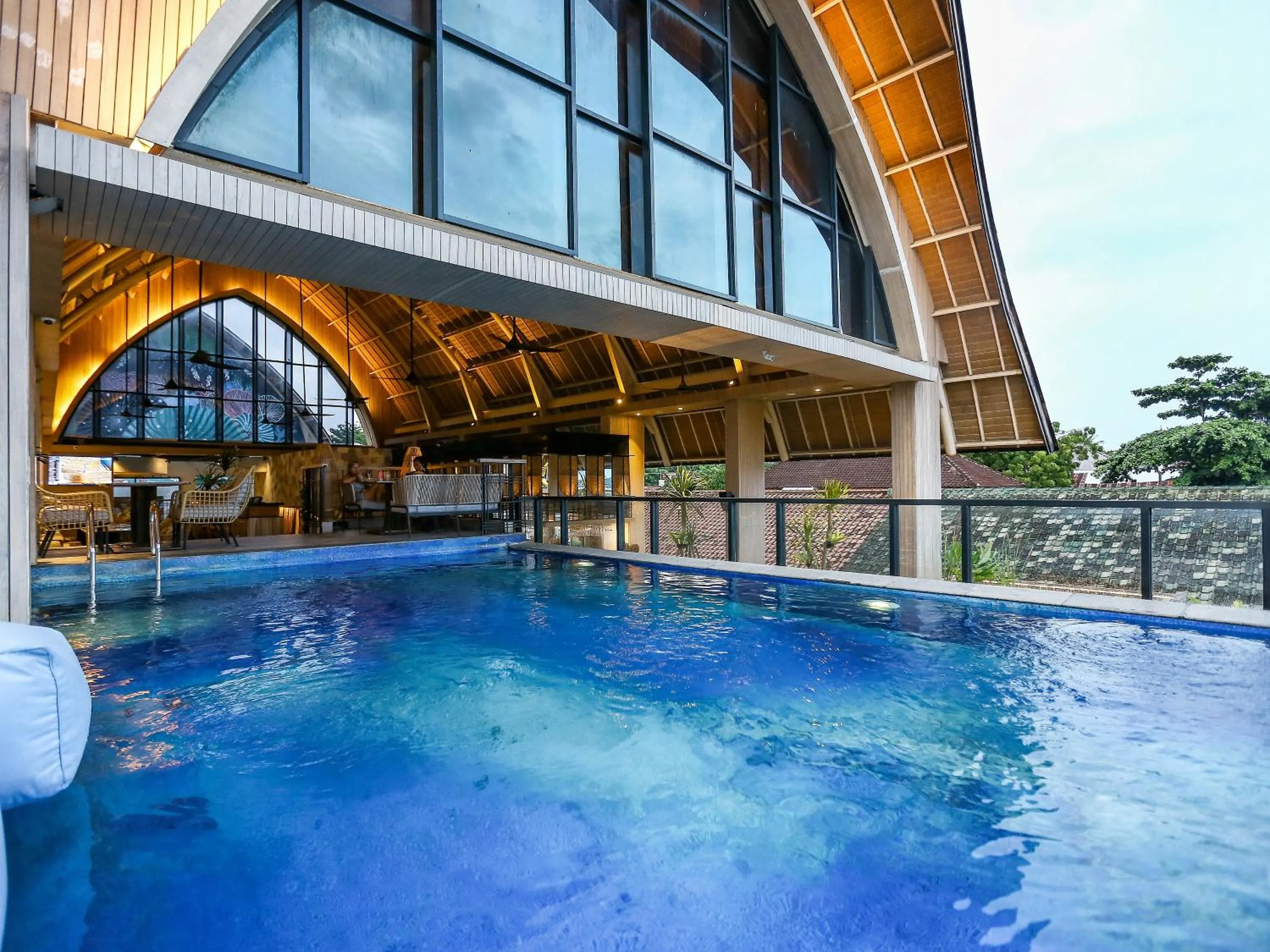 Swimming pool in Marc Hotel Gili Trawangan