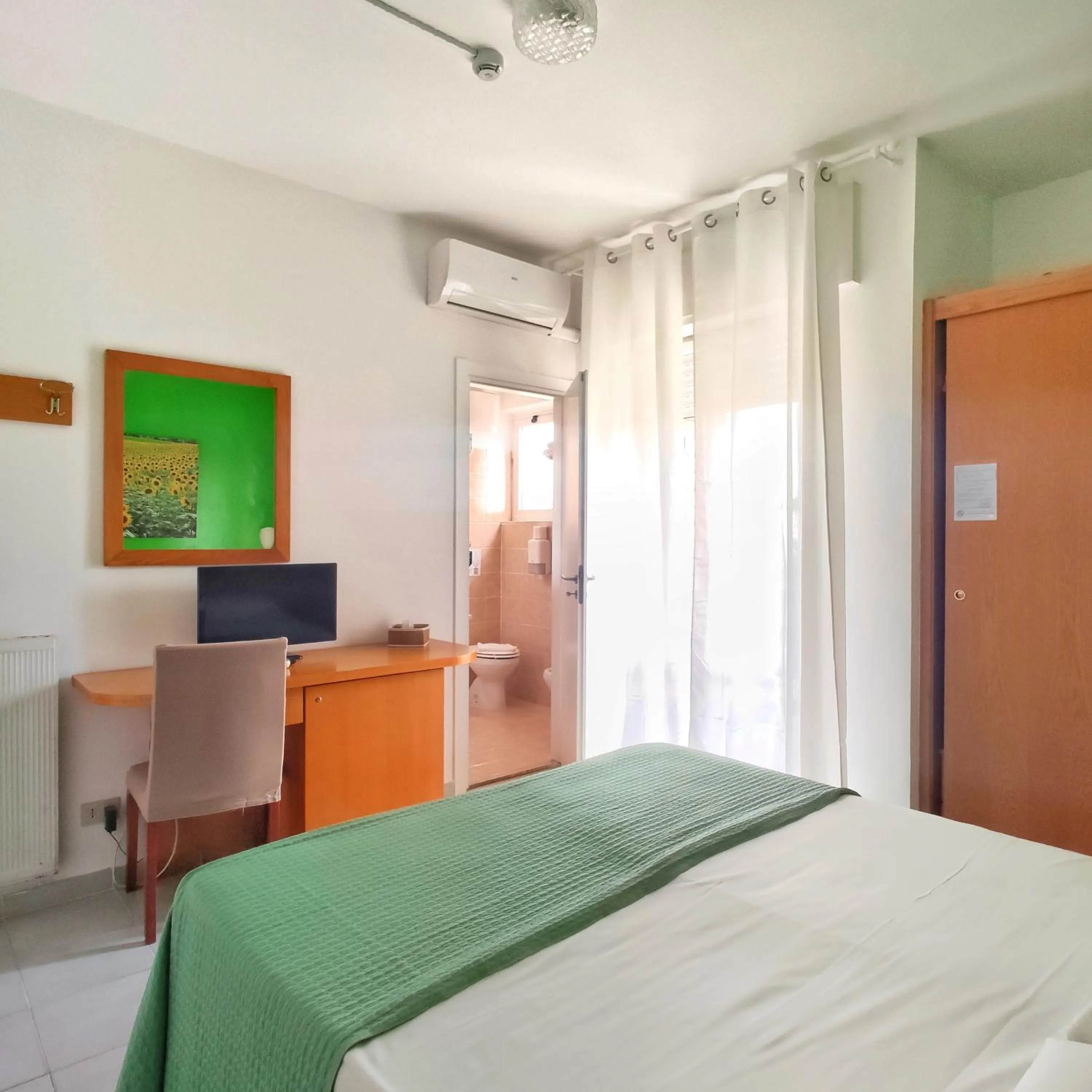 Bathroom in Piccolo Hotel