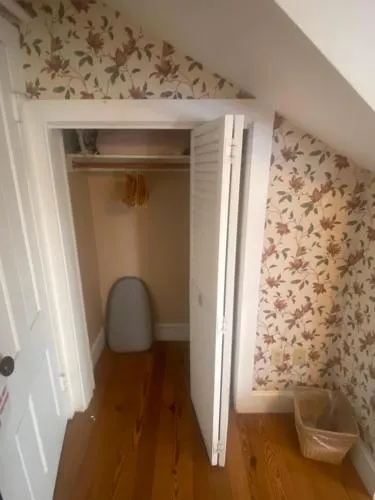 Ivy Lodge