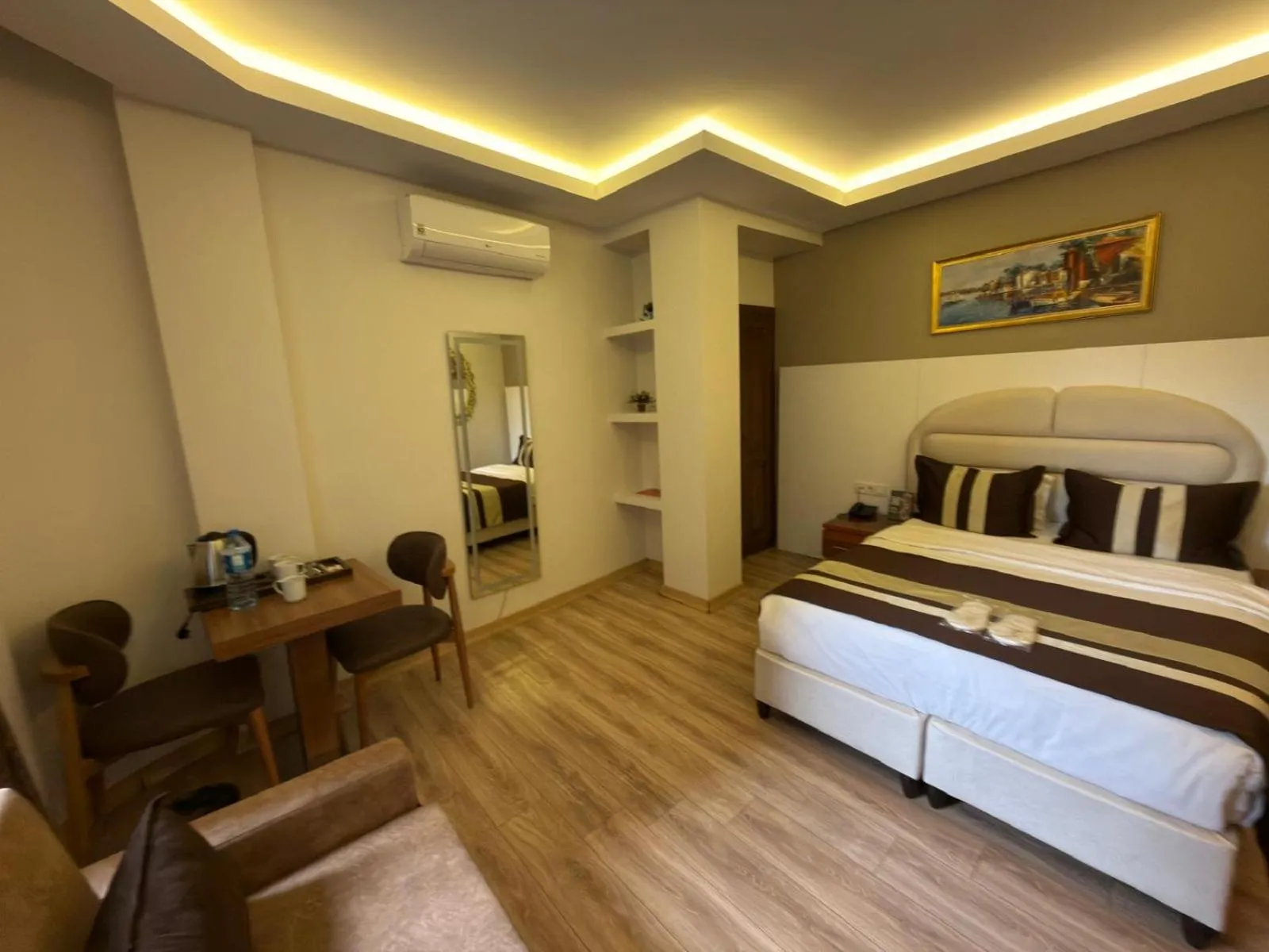 Bed in Peradise Hotel