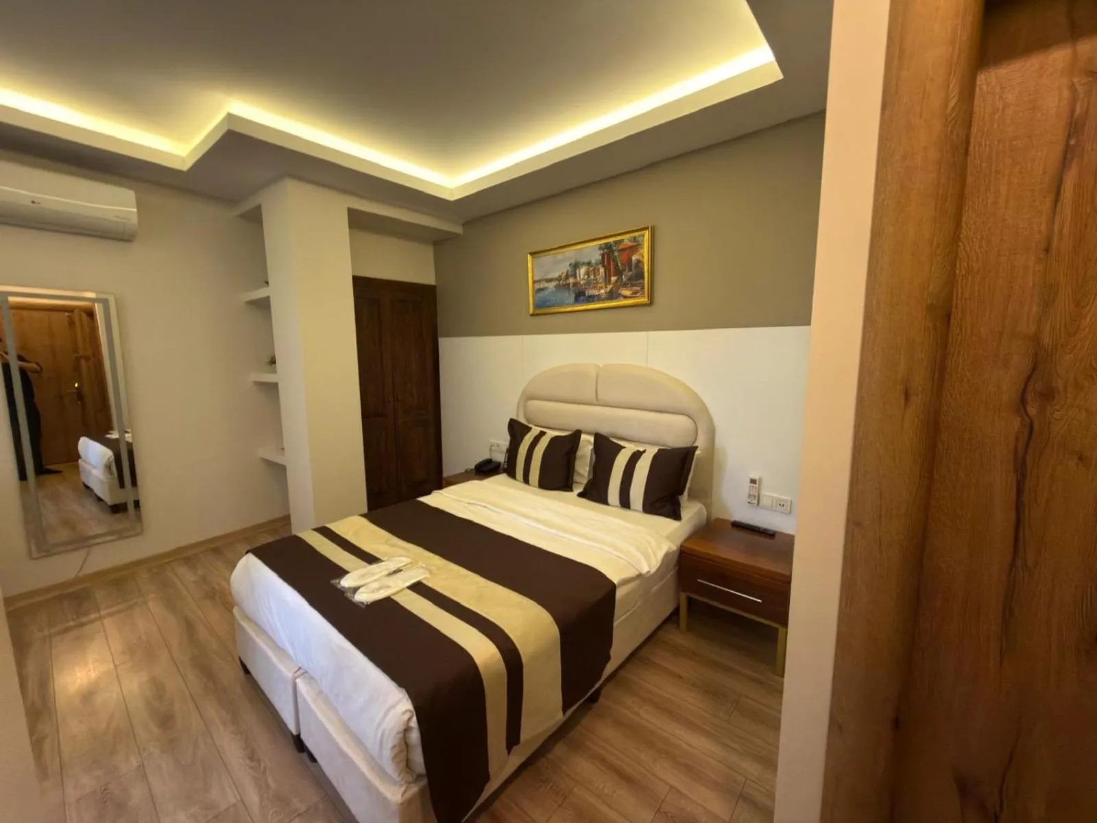 Bed in Peradise Hotel