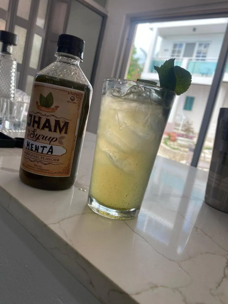 Lounge or bar in Hotel Neptuno Refugio