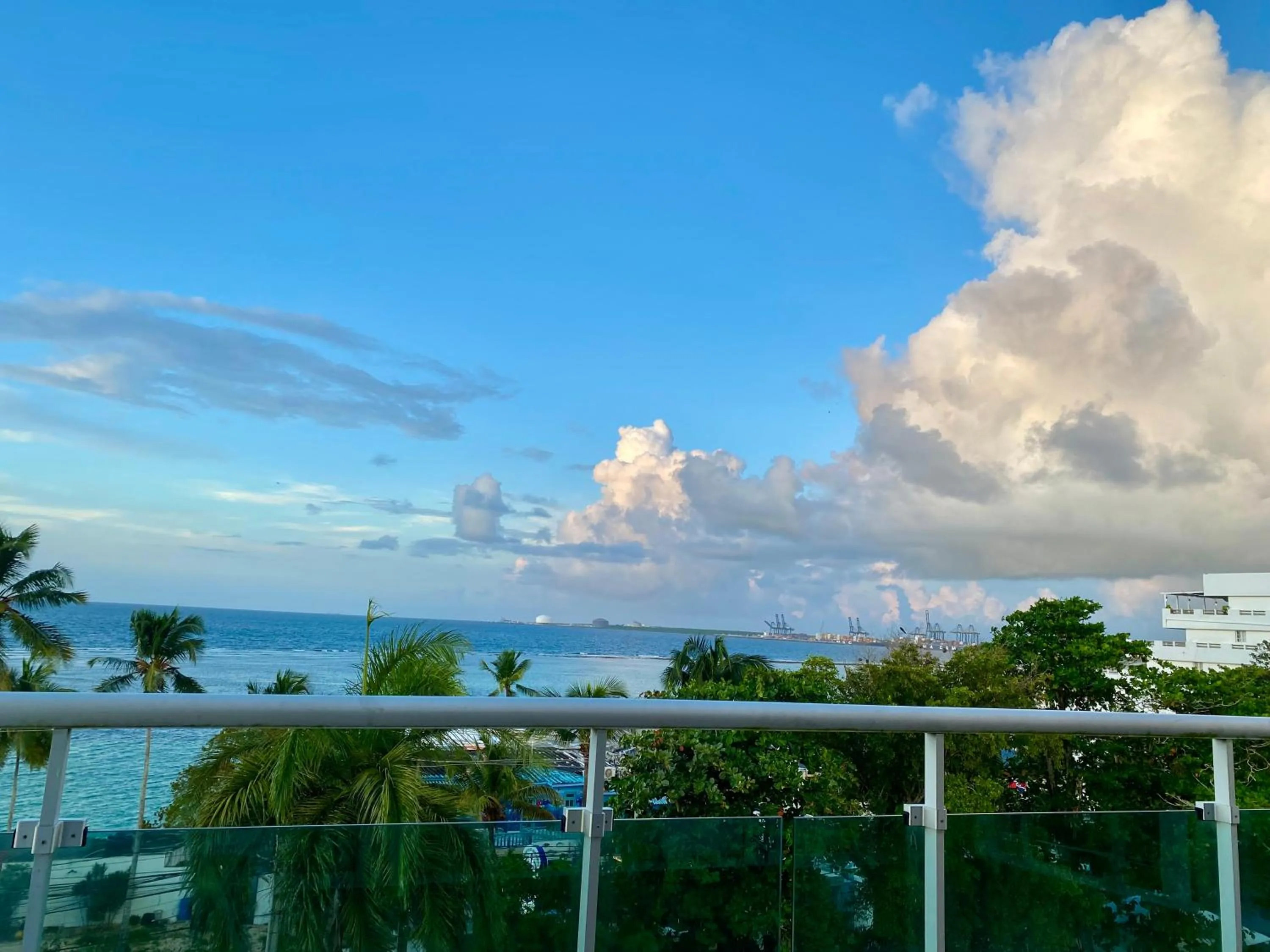 Sea view in Hotel Neptuno Refugio