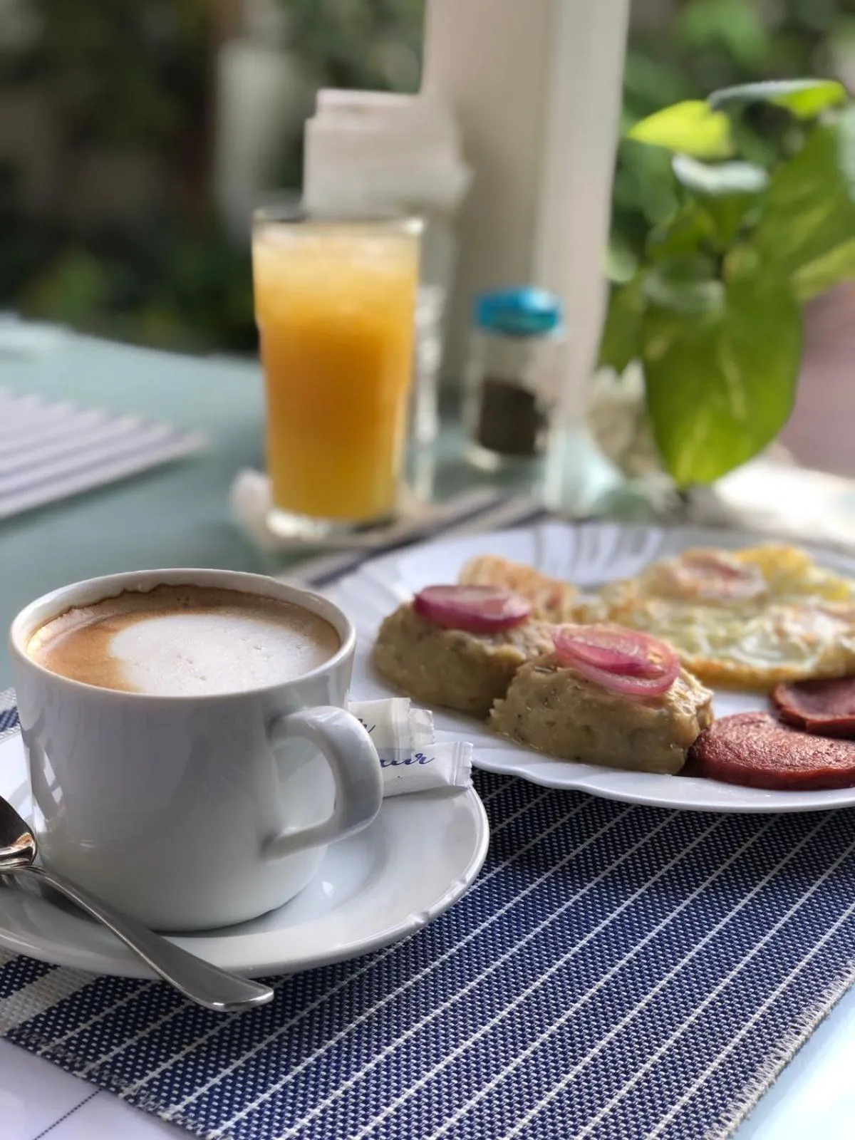 Breakfast in Hotel Neptuno Refugio