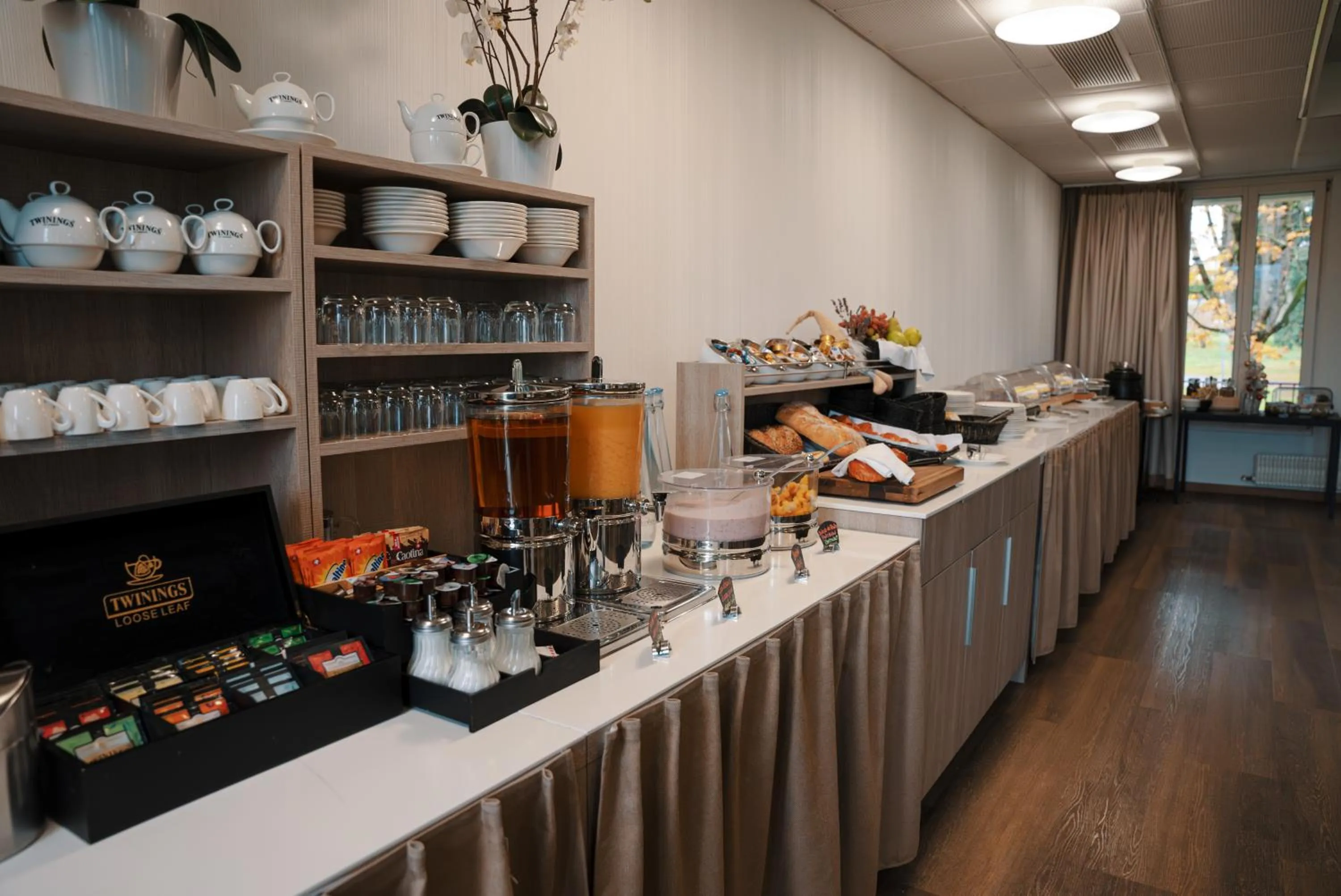 Buffet breakfast in Hotel La Longeraie