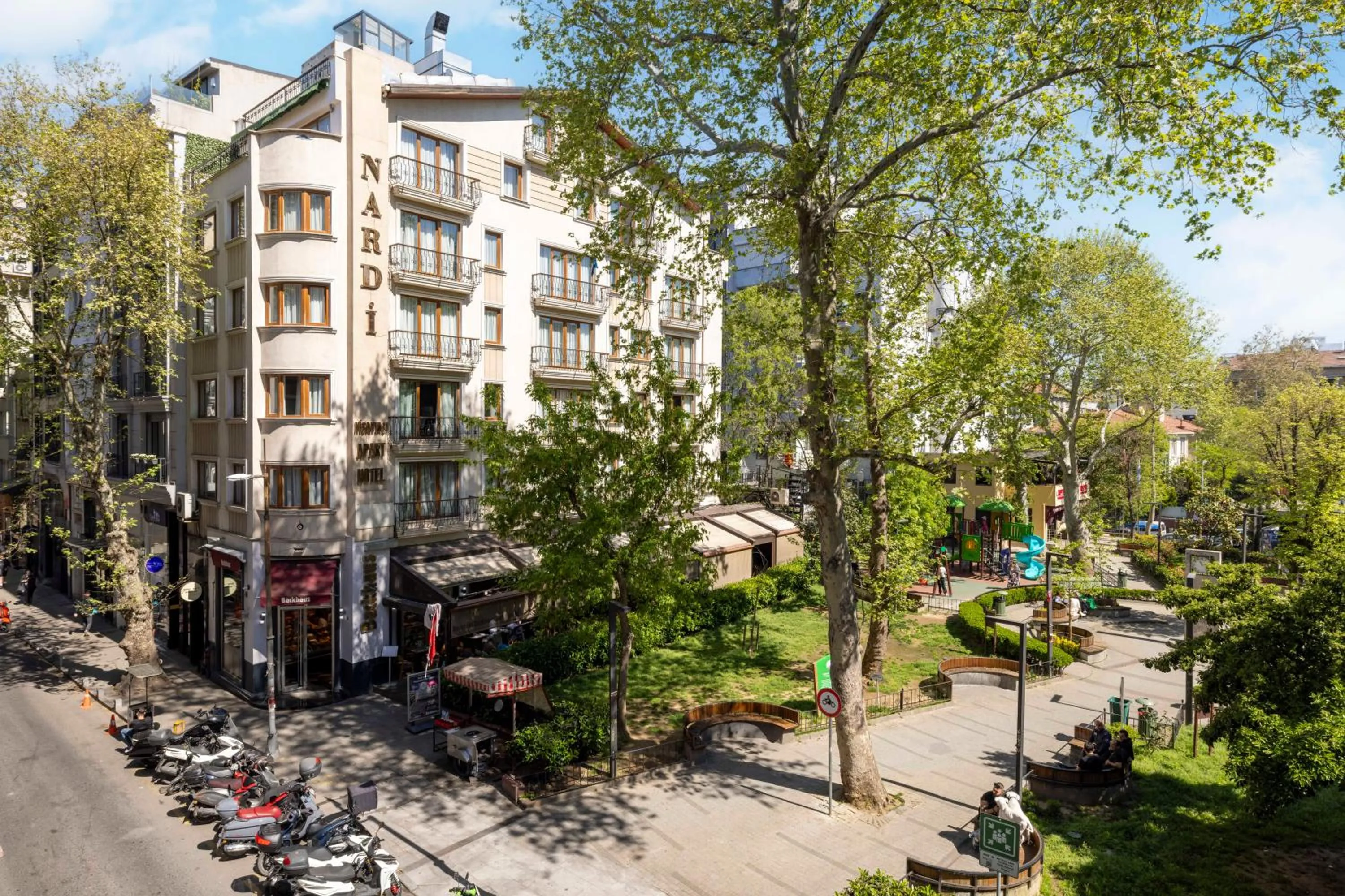 Property building in Nardi Nişantaşı