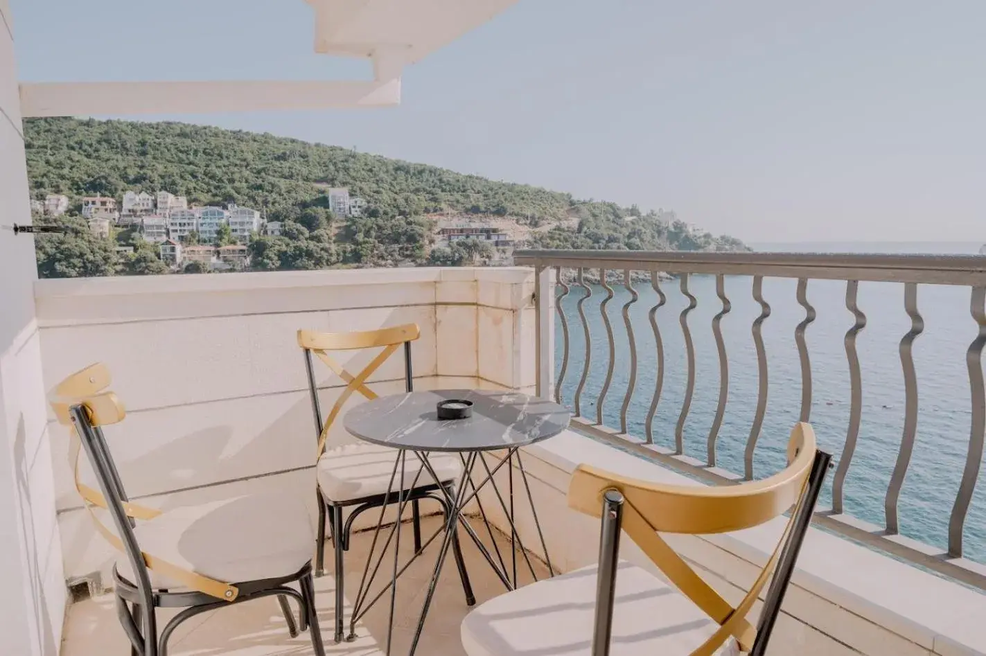 Double Room with Sea View in Hotel R Double Room with Sea View in Hotel R