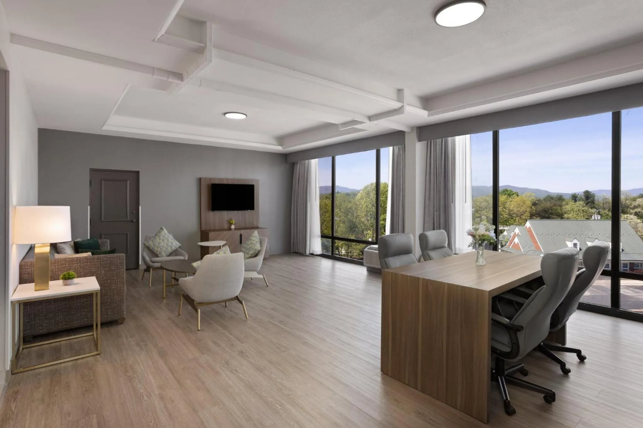 Photo of the whole room in Holiday Inn Roanoke - Tanglewood Route 419 & I 581 by IHG