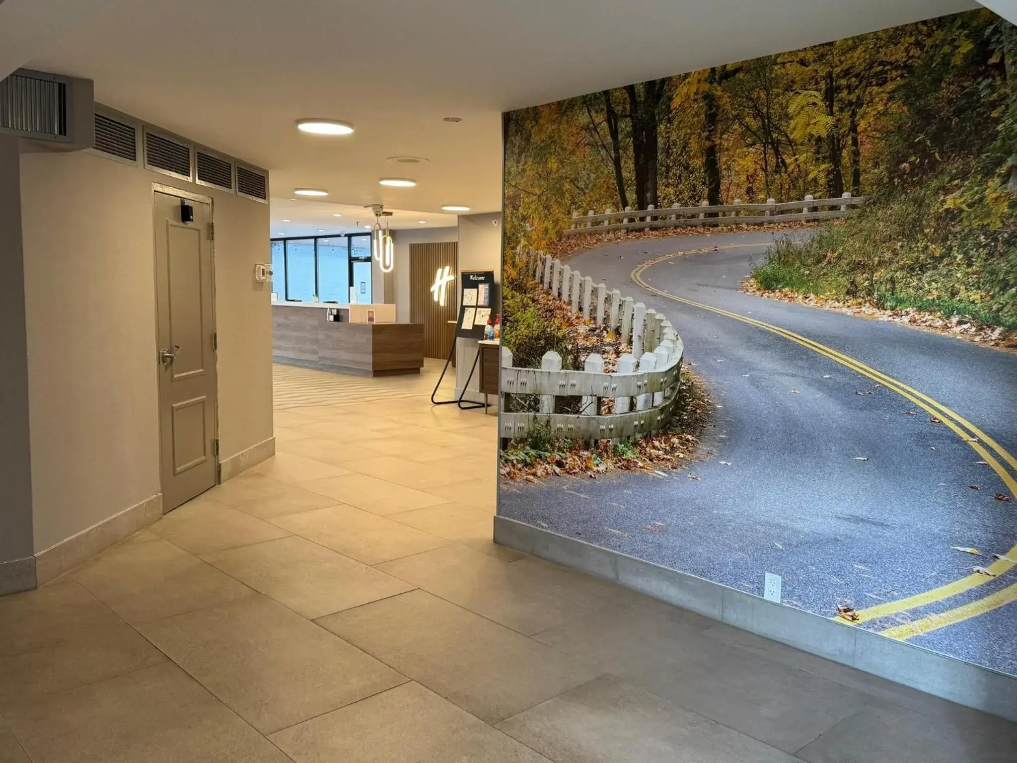 Property building in Holiday Inn Roanoke - Tanglewood Route 419 & I 581 by IHG Property building in Holiday Inn Roanoke - Tanglewood Route 419 & I 581 by IHG