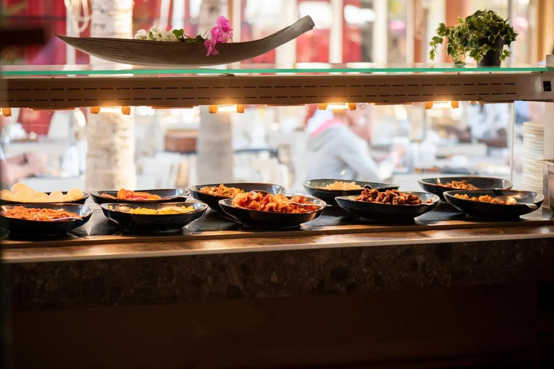 Restaurant/places to eat in Movenpick Resort Lamantin Saly Restaurant/places to eat in Movenpick Resort Lamantin Saly