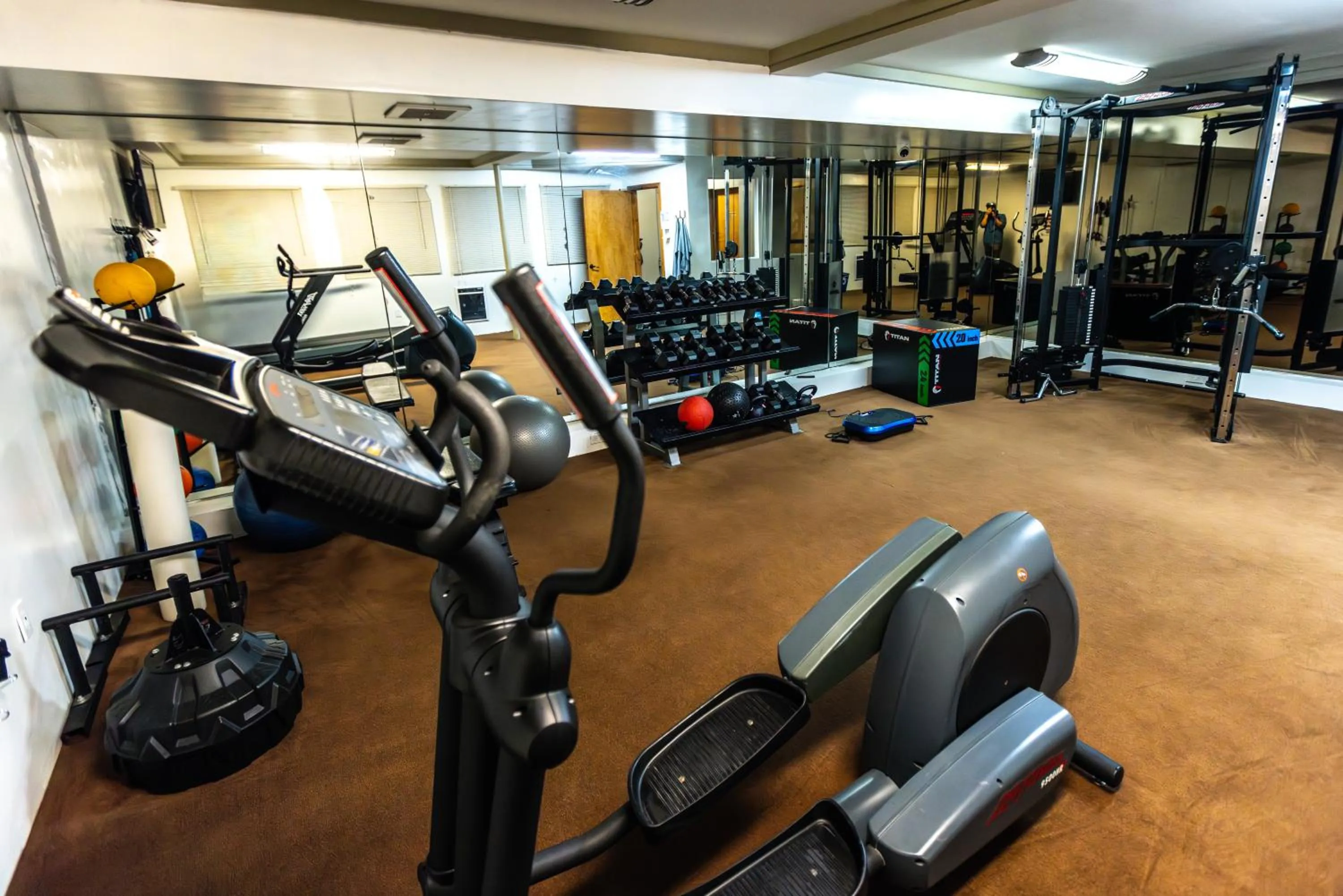 Fitness centre/facilities in The Mammoth Creek Inn