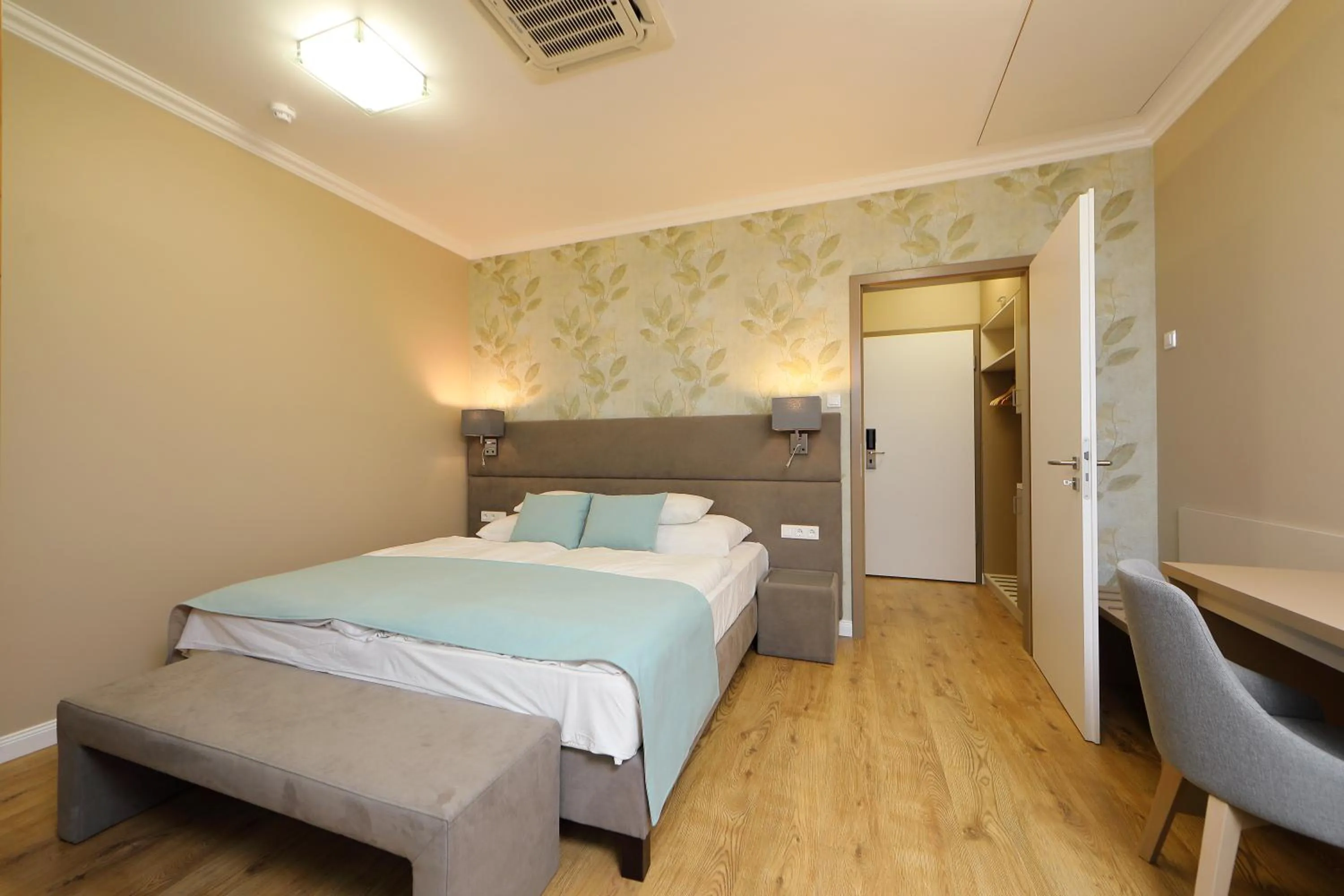 Bed in Hotel Blaha Lujza