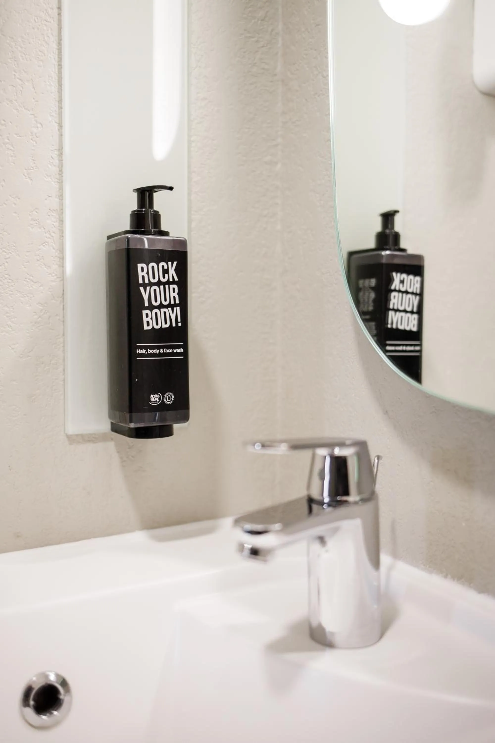 Bathroom in ibis Kyiv Railway Station