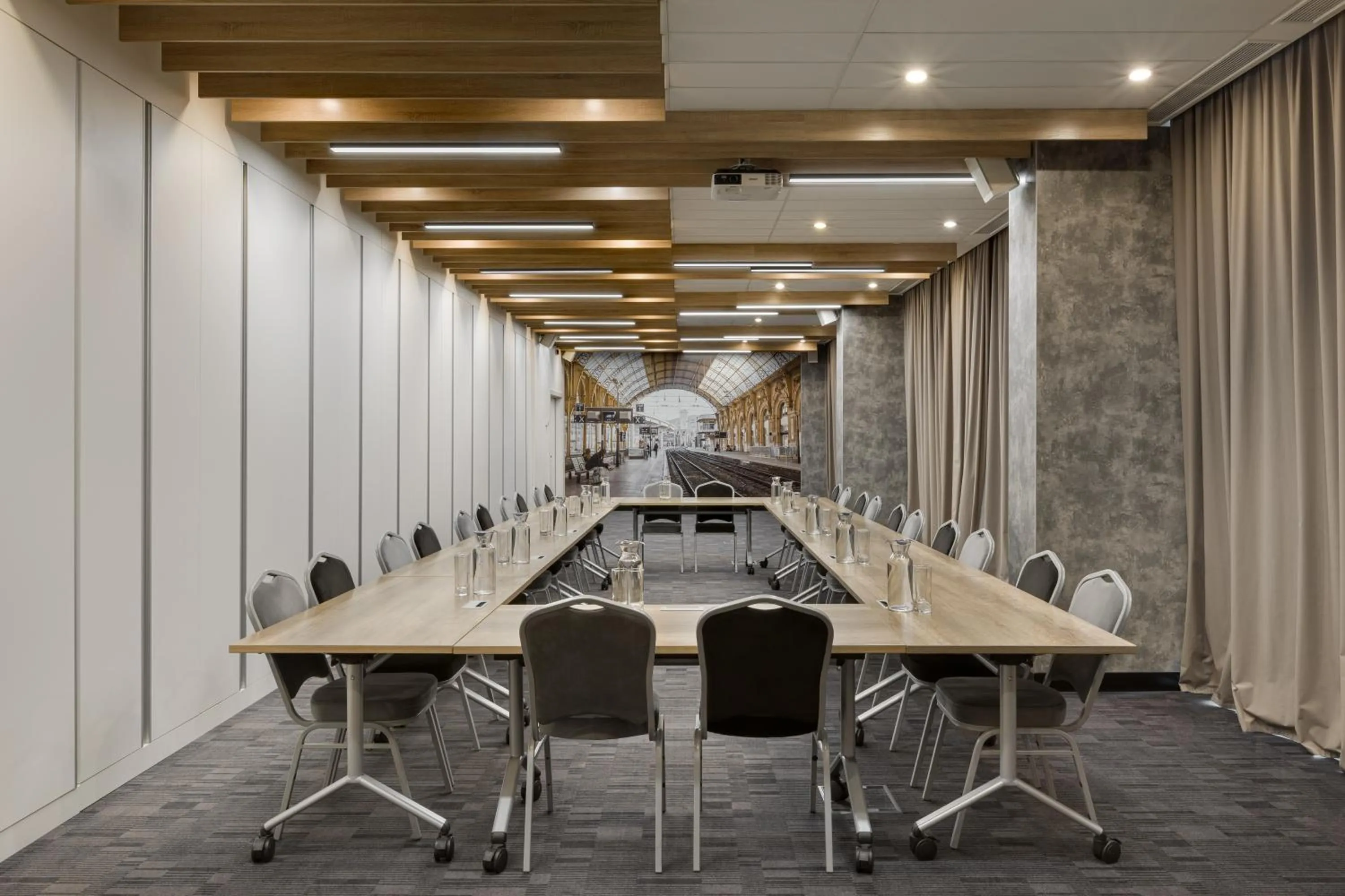 Meeting/conference room in ibis Kyiv Railway Station