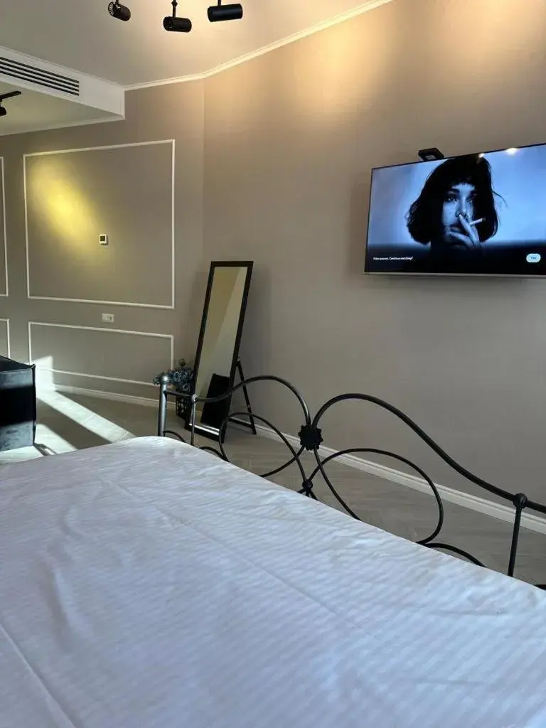 Bed in King David Residence Bed in King David Residence