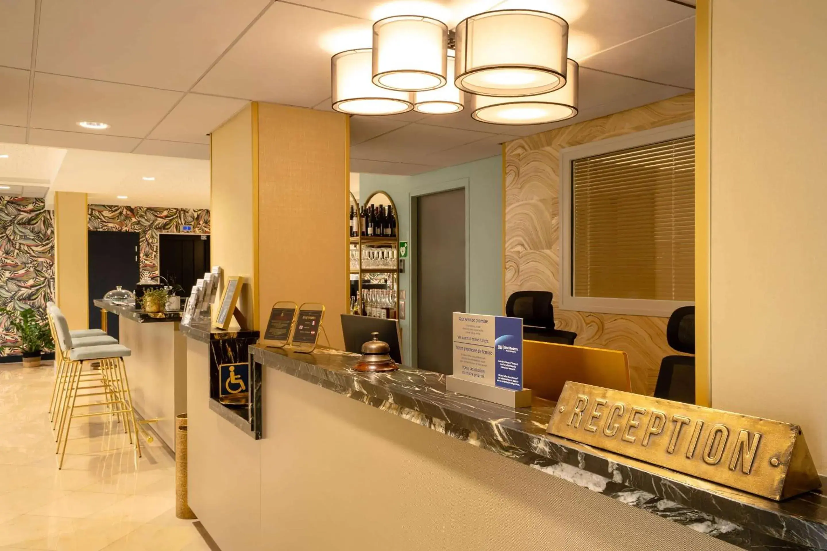 Lobby or reception in Best Western Hotel Le Quercy Lobby or reception in Best Western Hotel Le Quercy