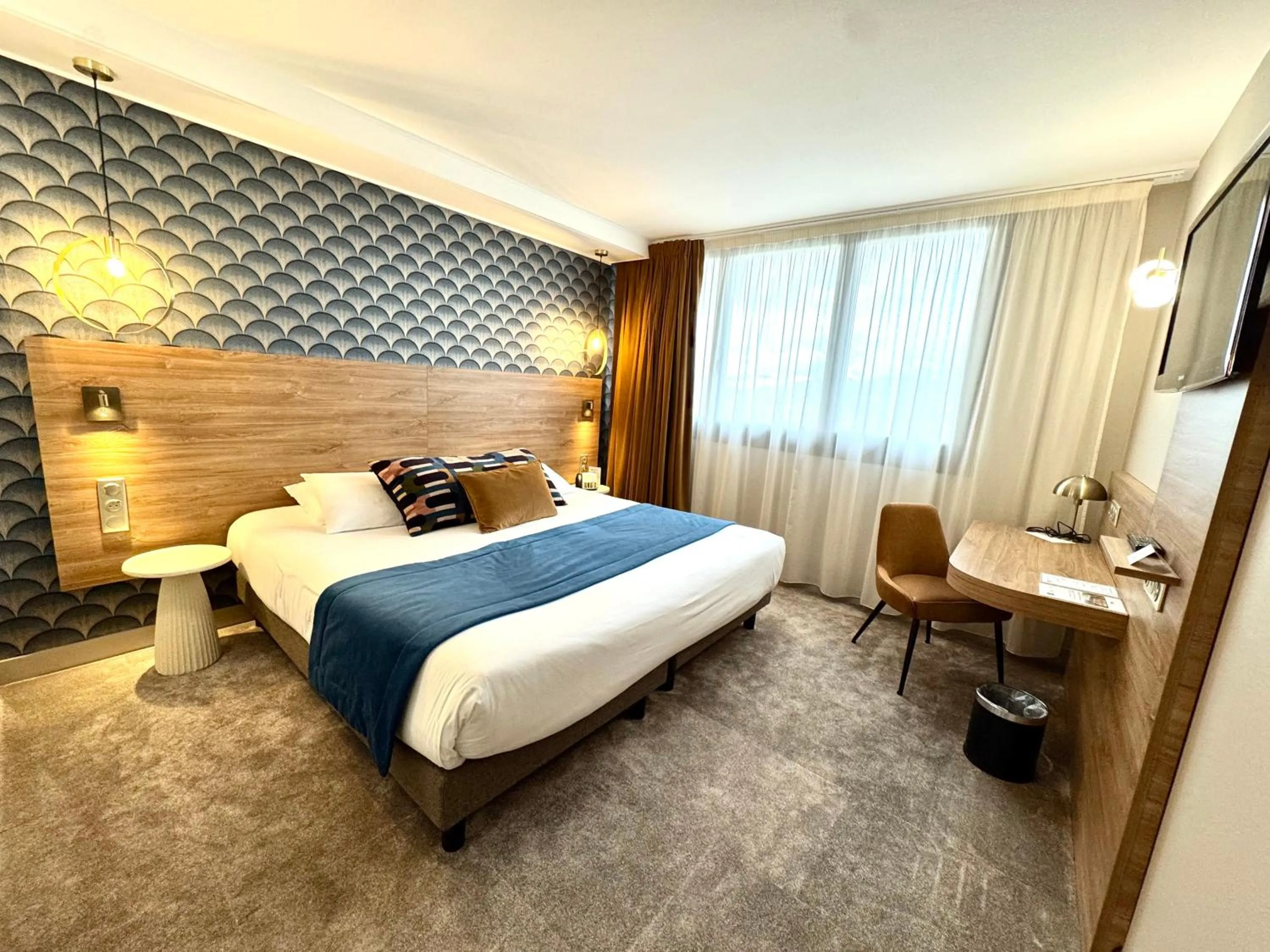 Bed in Best Western Hotel Le Quercy