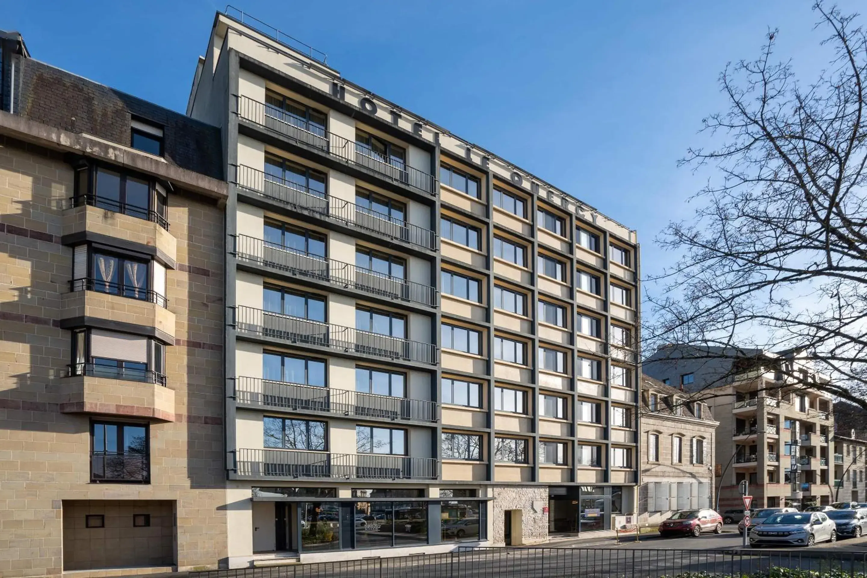 Property building in Best Western Hotel Le Quercy Property building in Best Western Hotel Le Quercy
