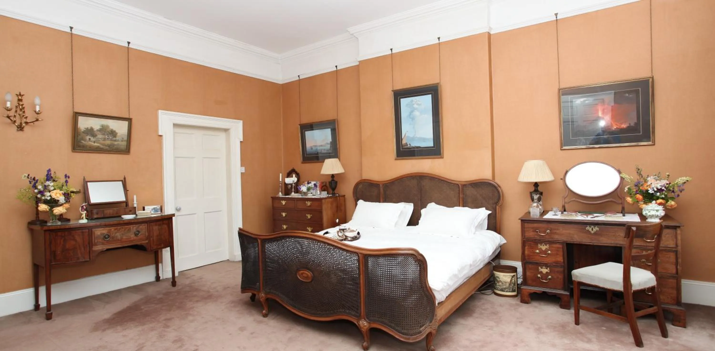 Bed in Ballydugan Country House