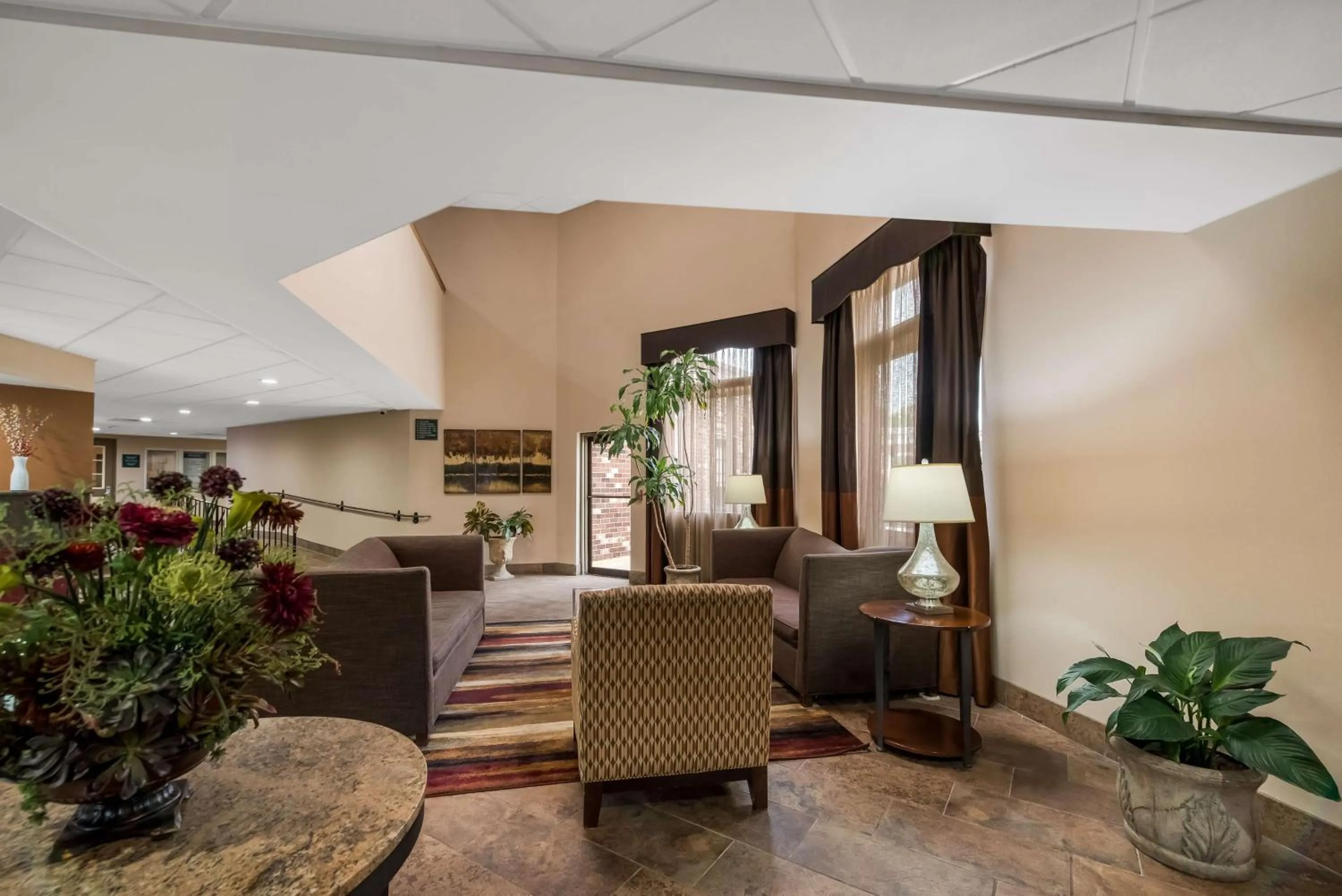 Lobby or reception in Best Western Philadelphia South - West Deptford Inn