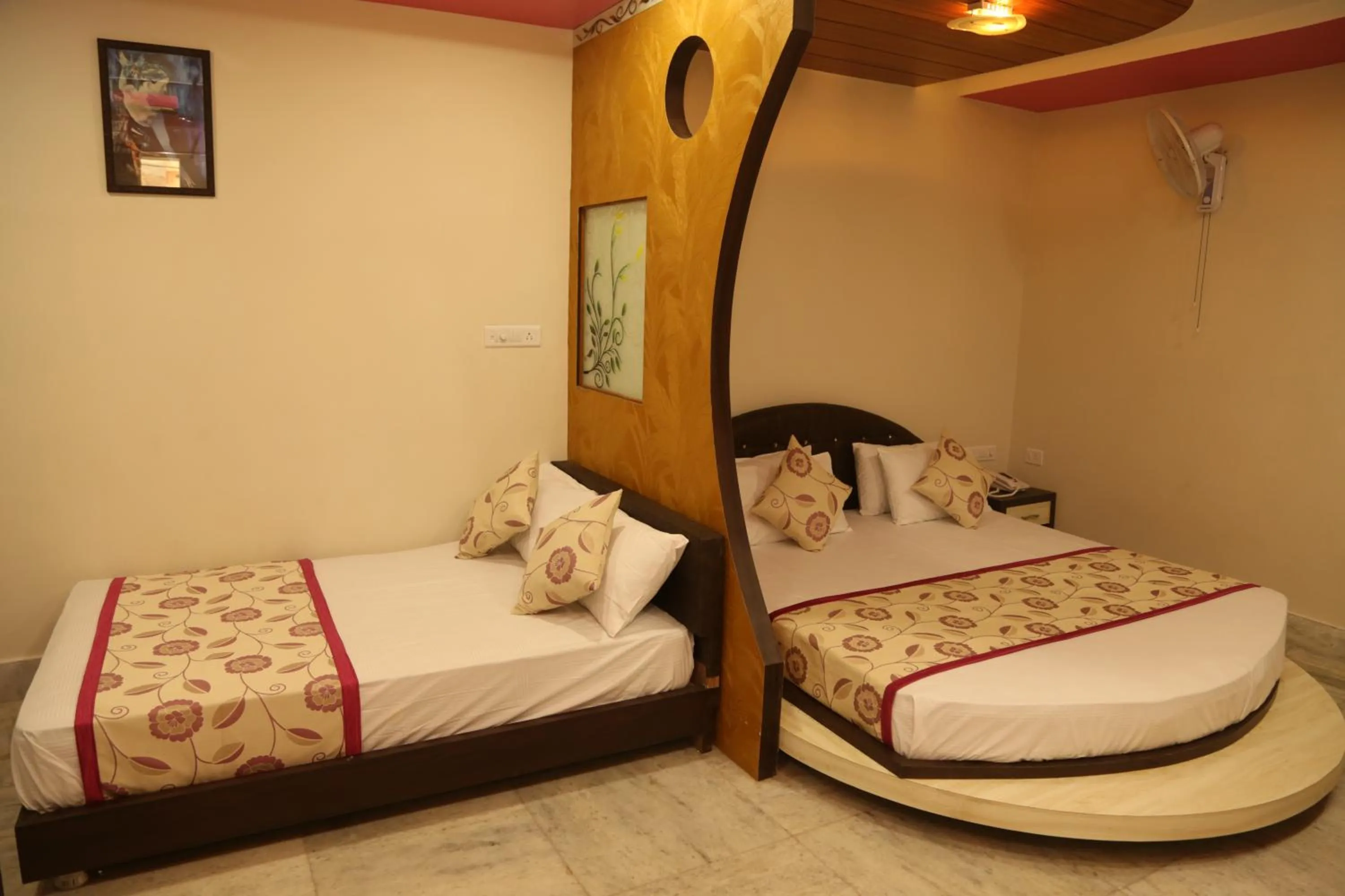 Bed in Shri Ram Residency