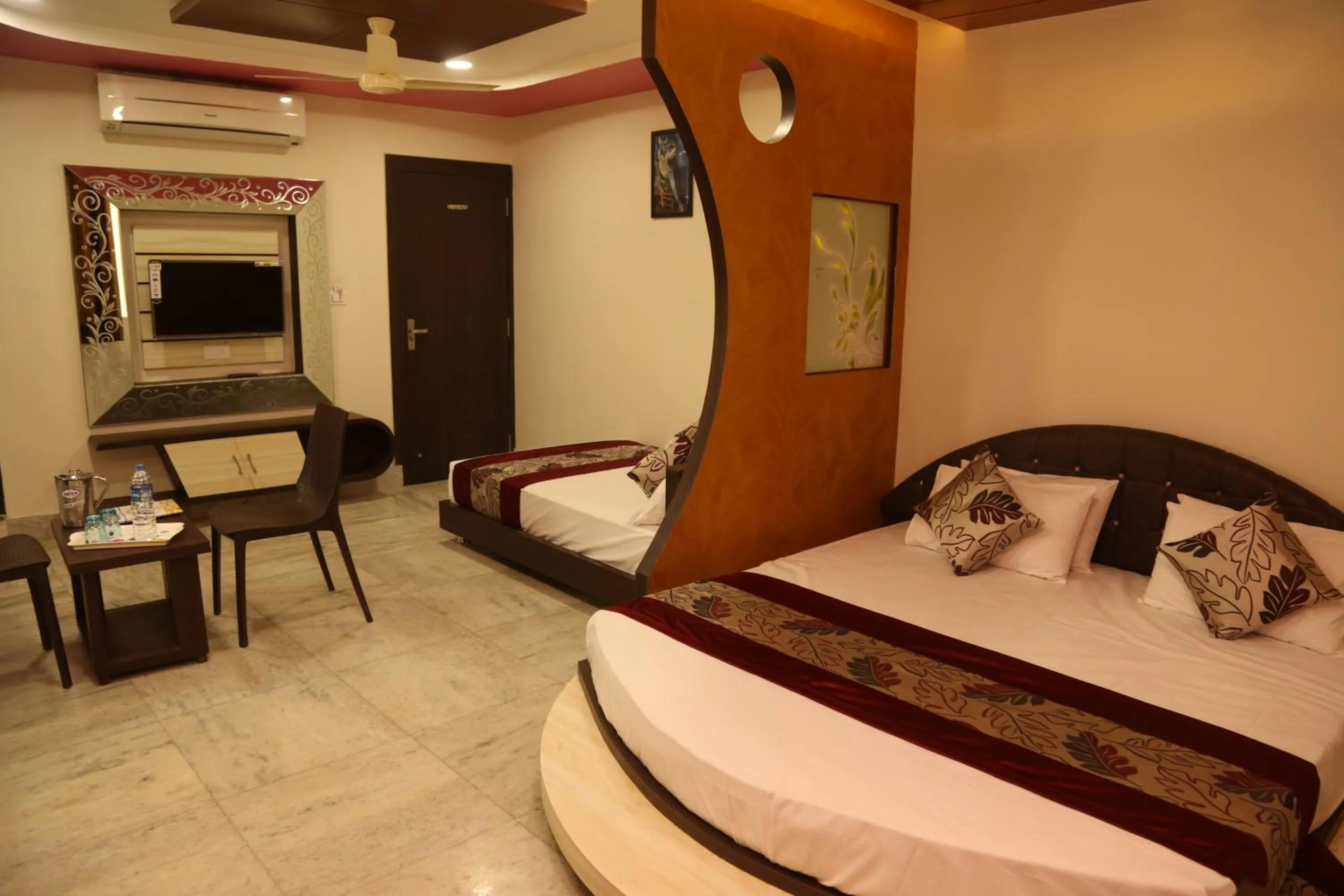 Bed in Shri Ram Residency