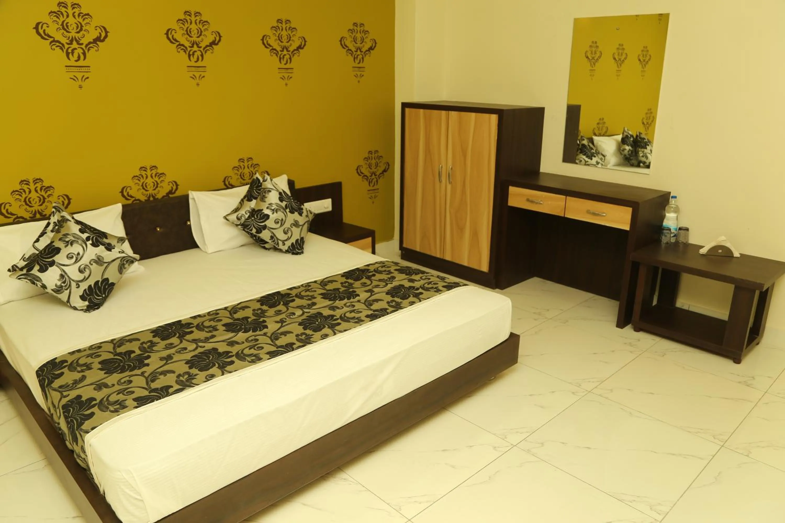 Bedroom, Bed in Shri Ram Residency