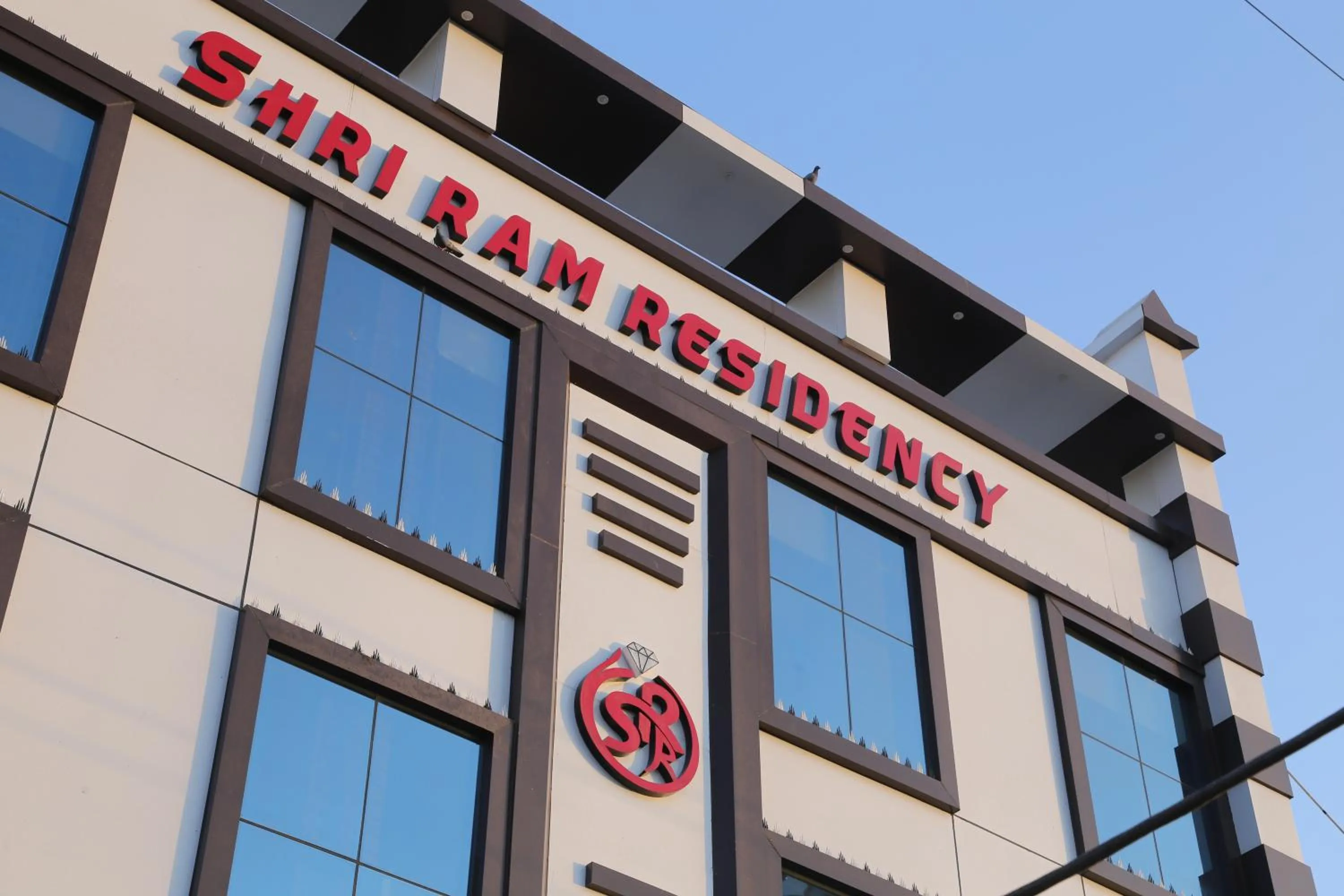 Facade/entrance in Shri Ram Residency