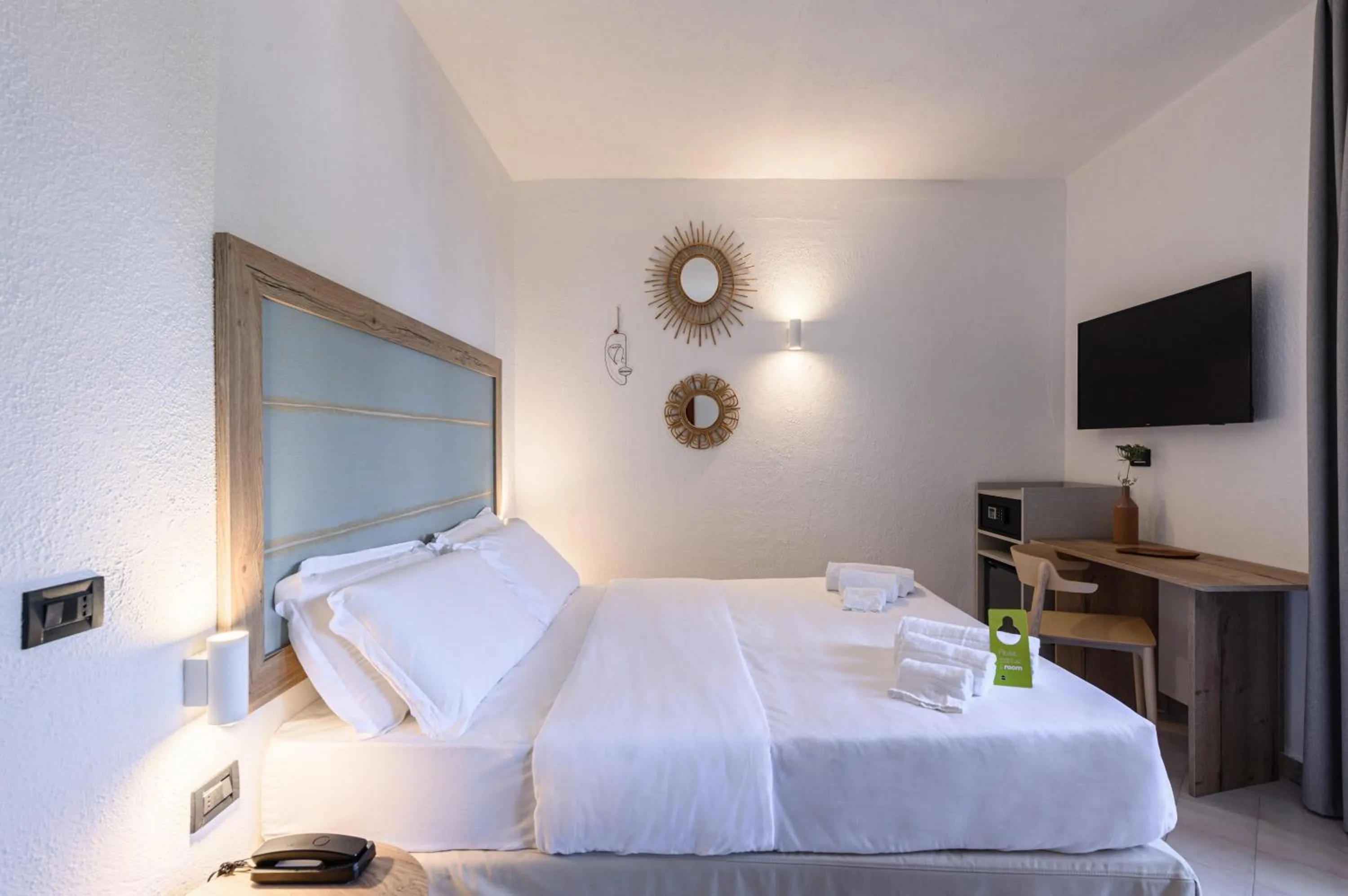 Photo of the whole room, Bed in B&B HOTEL Ischia San Nicola