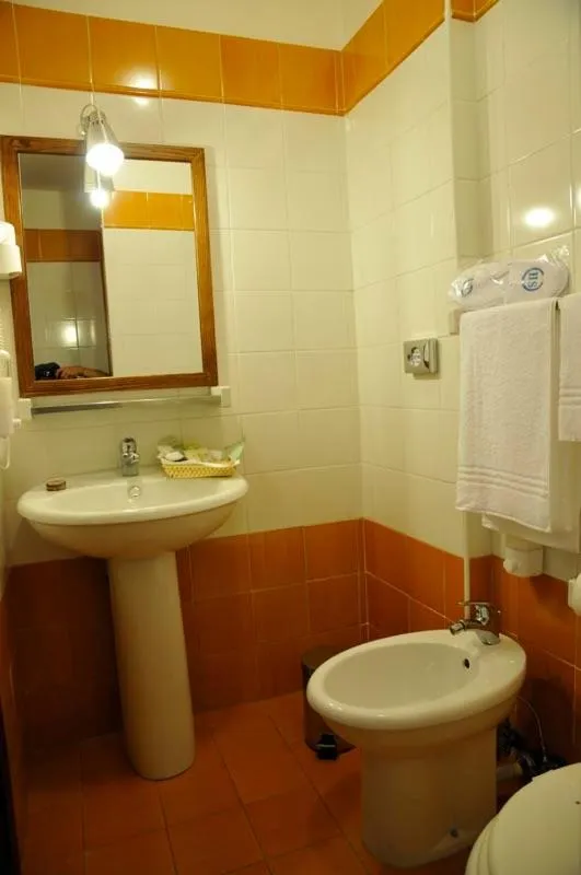 Bathroom in Hotel Fly