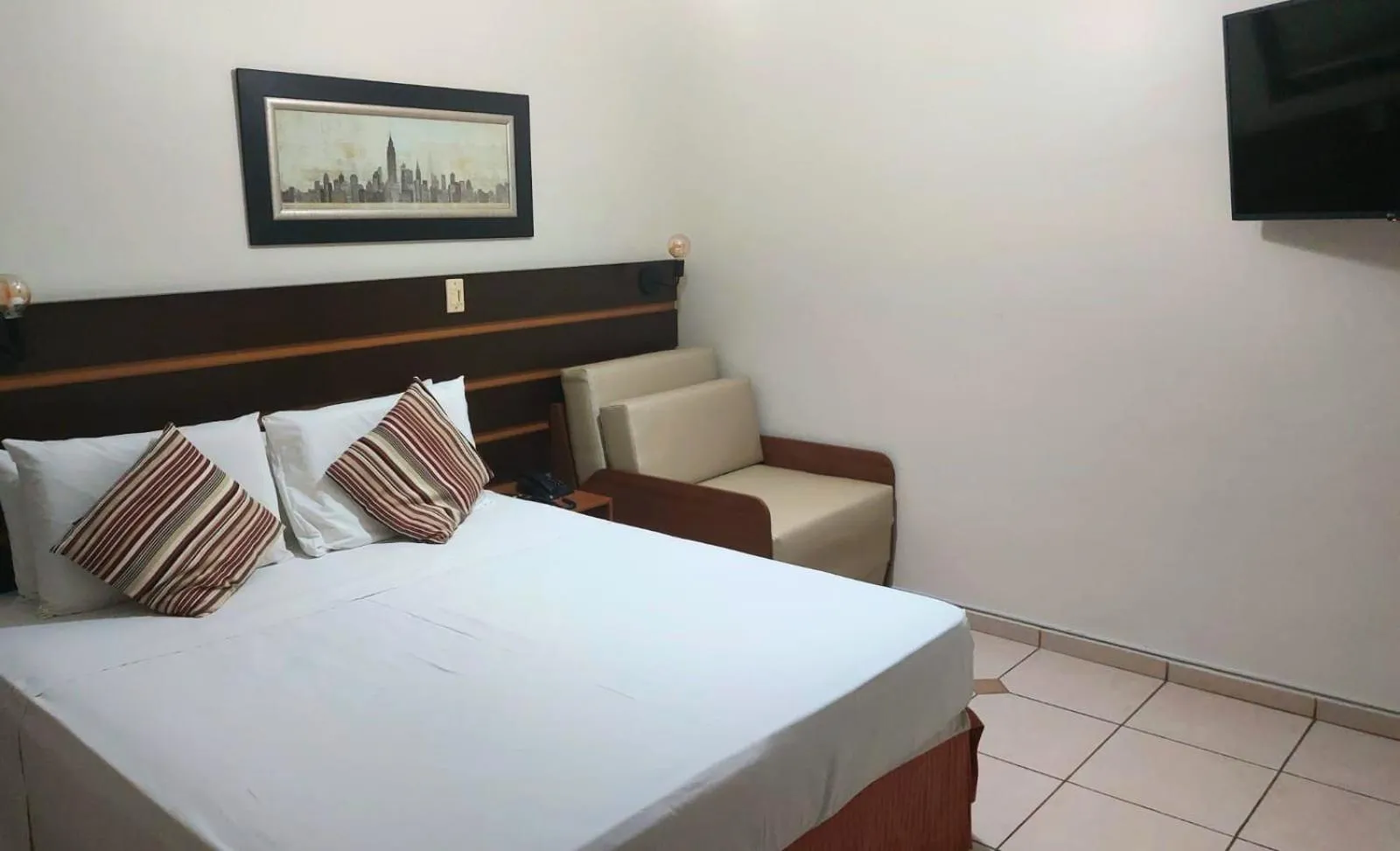 Bedroom, Bed in Hotel Ferraz