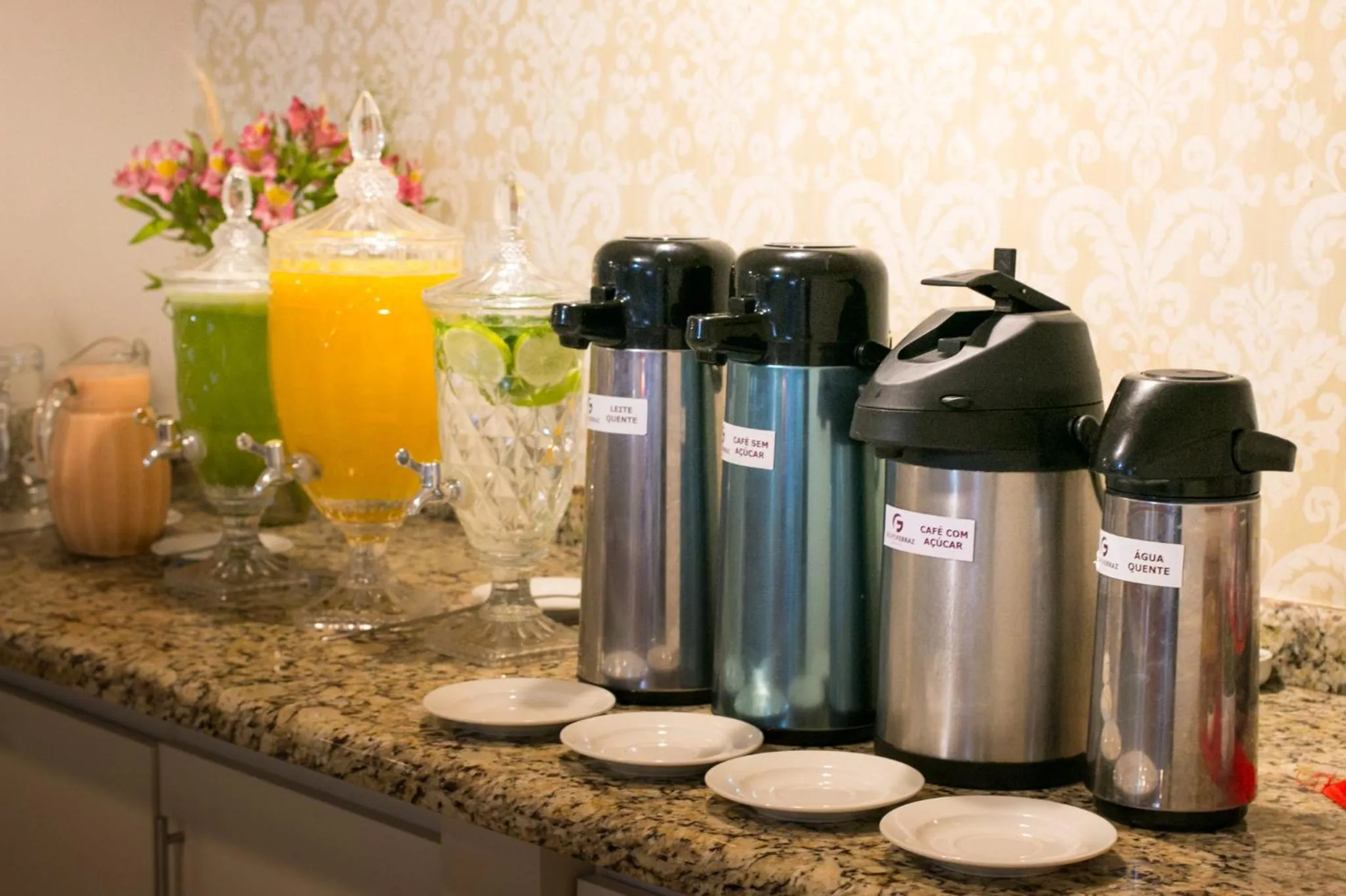 Food and drinks in Hotel Ferraz