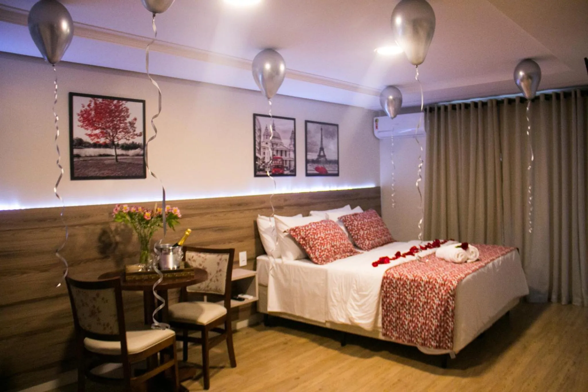 Decorative detail, Bed in Hotel Ferraz