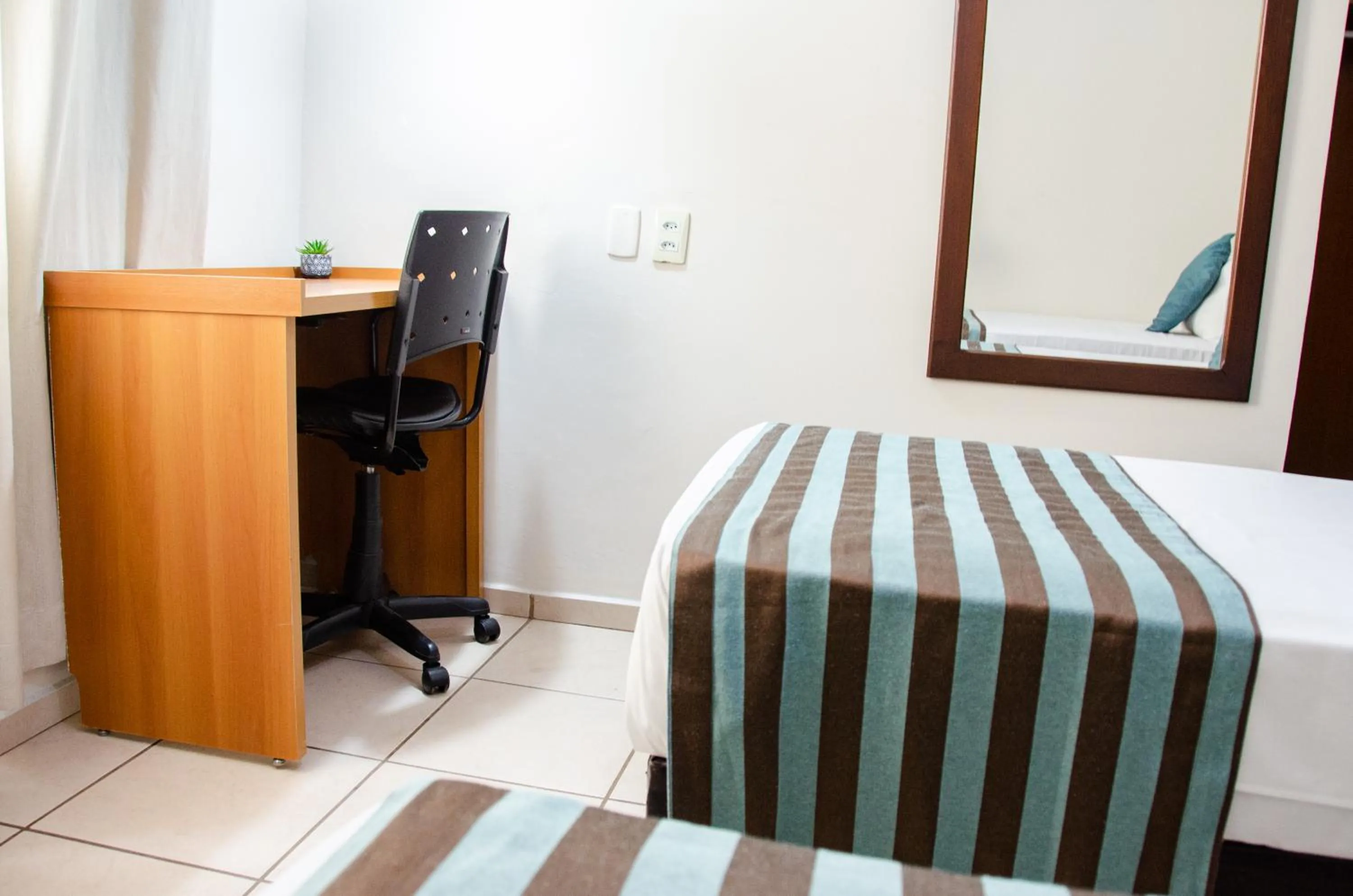 Bedroom, Bed in Hotel Ferraz